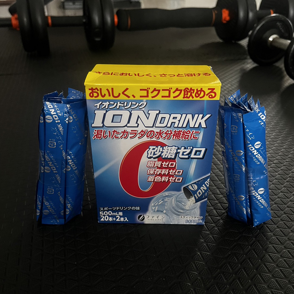 Fine Ion Drink Sports drink flavor (1กล่อง 22 ซอง) จากญี่ปุ่น เครื่องดื่มเกลือแร่ ไอออนวิตามินพลัสเกลือแร่ (Z24)