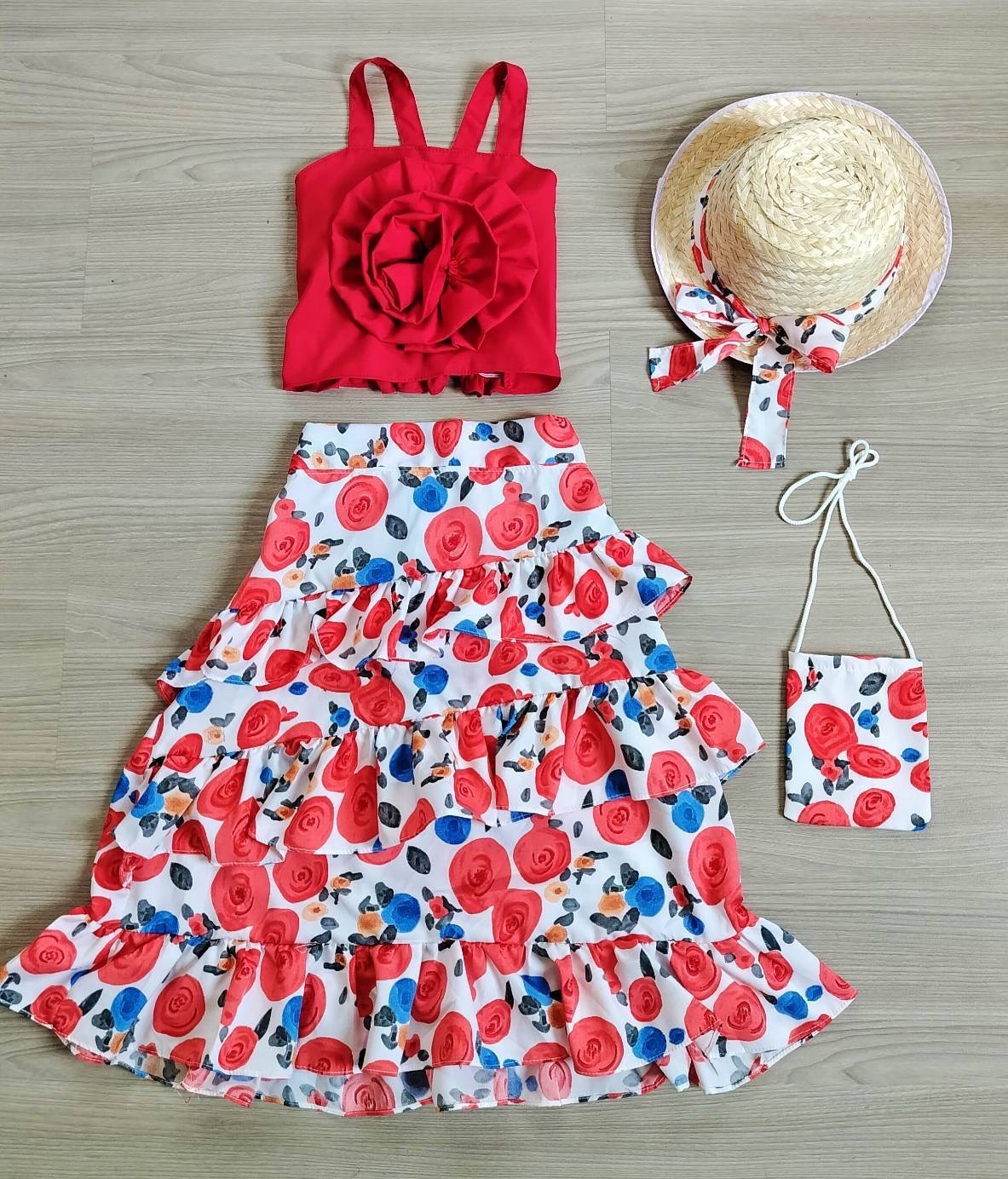 ชุดเด็กset4ชิ้น เสื้อ กระโปรง กระเป๋า หมวกสาน