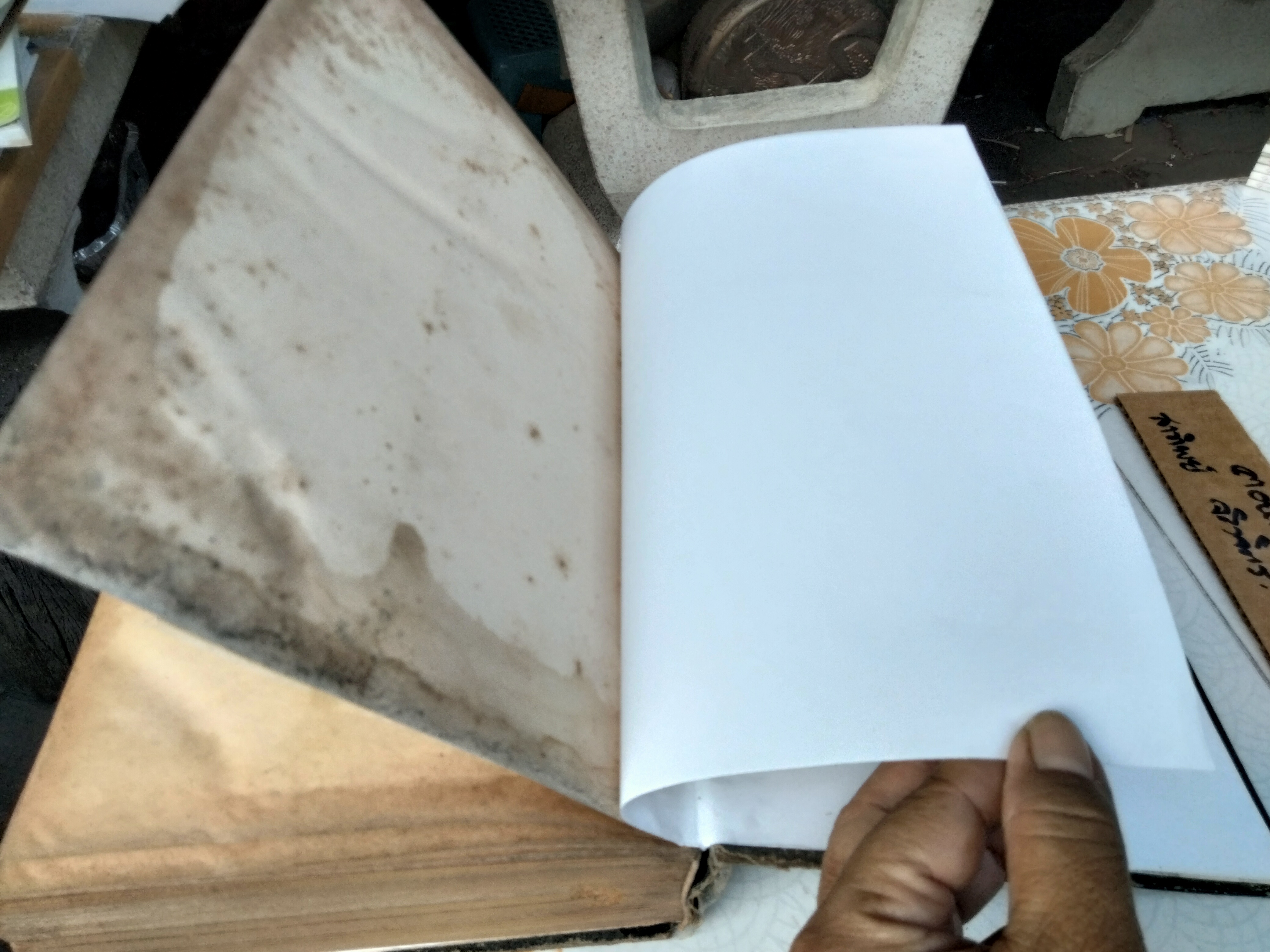 ประมวลกฎหมายแพ่งและพาณิชย์ ว่าด้วย ครอบครัวมฤดก พุทธศักราช 2508 โดย เสนีย์ ปราโมช **สินค้าหมด**