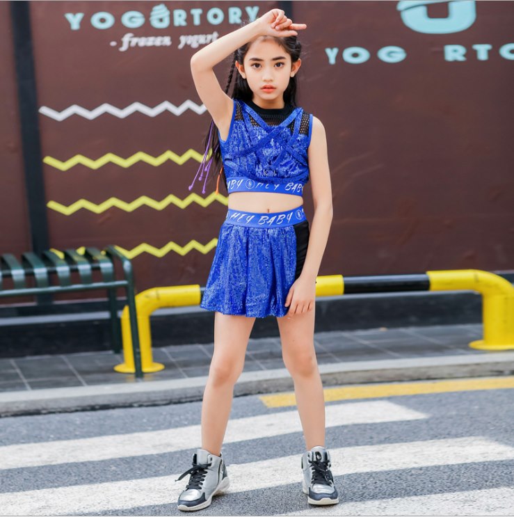 ชุดเต้นเด็กหญิง เสื้อกล้ามกับกางเกงกระโปรง ปักเลื่อม