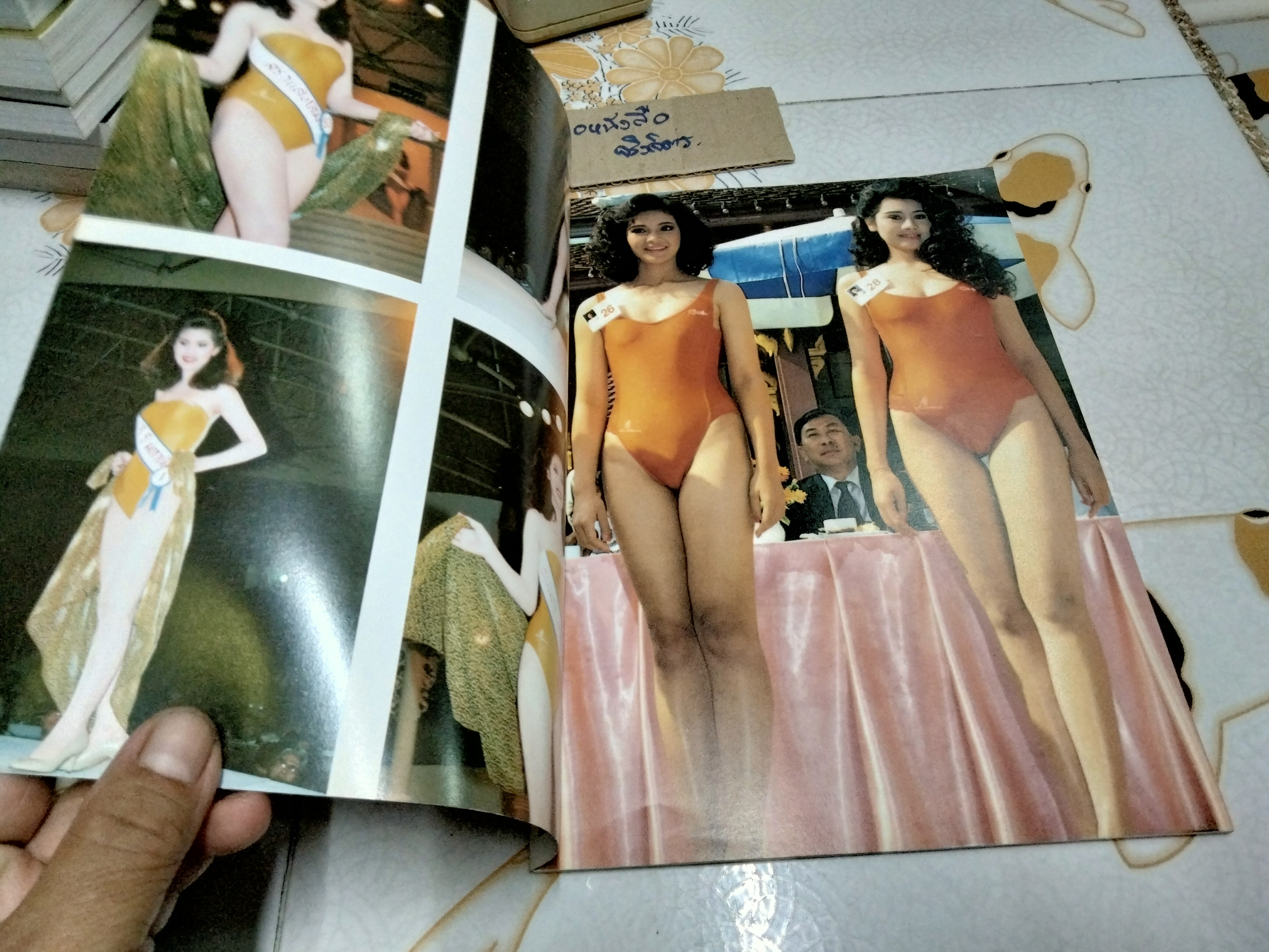 หนึ่งในจักรวาล ภรณ์ทิพย์ นาคหิรัญกนก ...รวมภาพข่าวจาก มีส แอล.เอ. นางสาวไทย' 31 ถึงราชินีจักรวาล