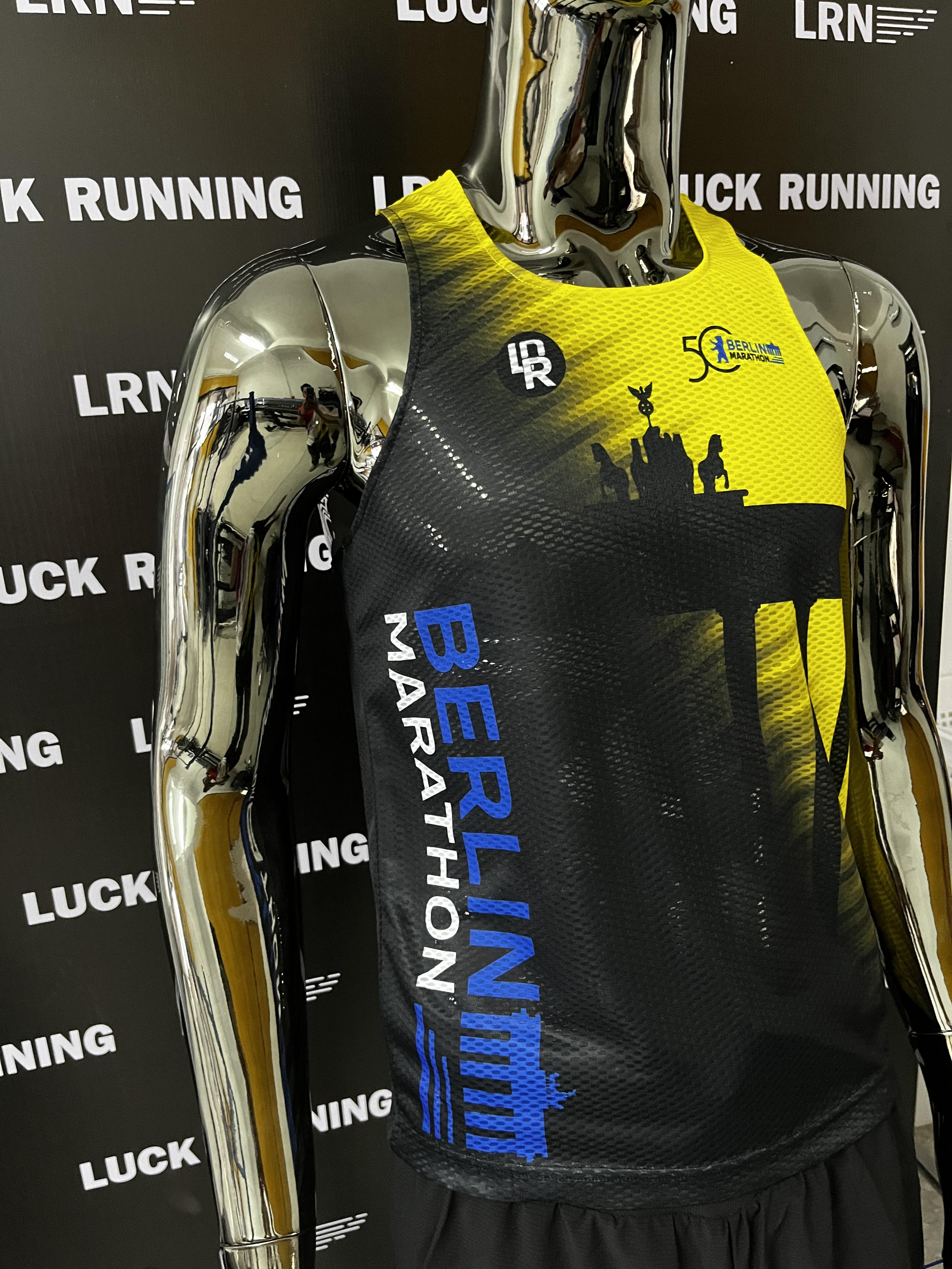 เสื้อวิ่งพิมพ์ลาย Berlin-Marathon x LRN เนื้อผ้า Air Flow Plus สำหรับวิ่งมาราธอน (AP21)