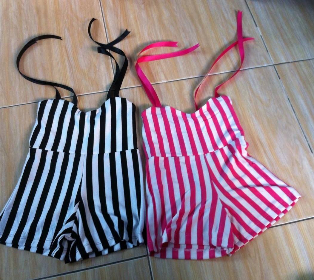 จั๊มสูทเด็ก ขาสั้น ลายริ้ว