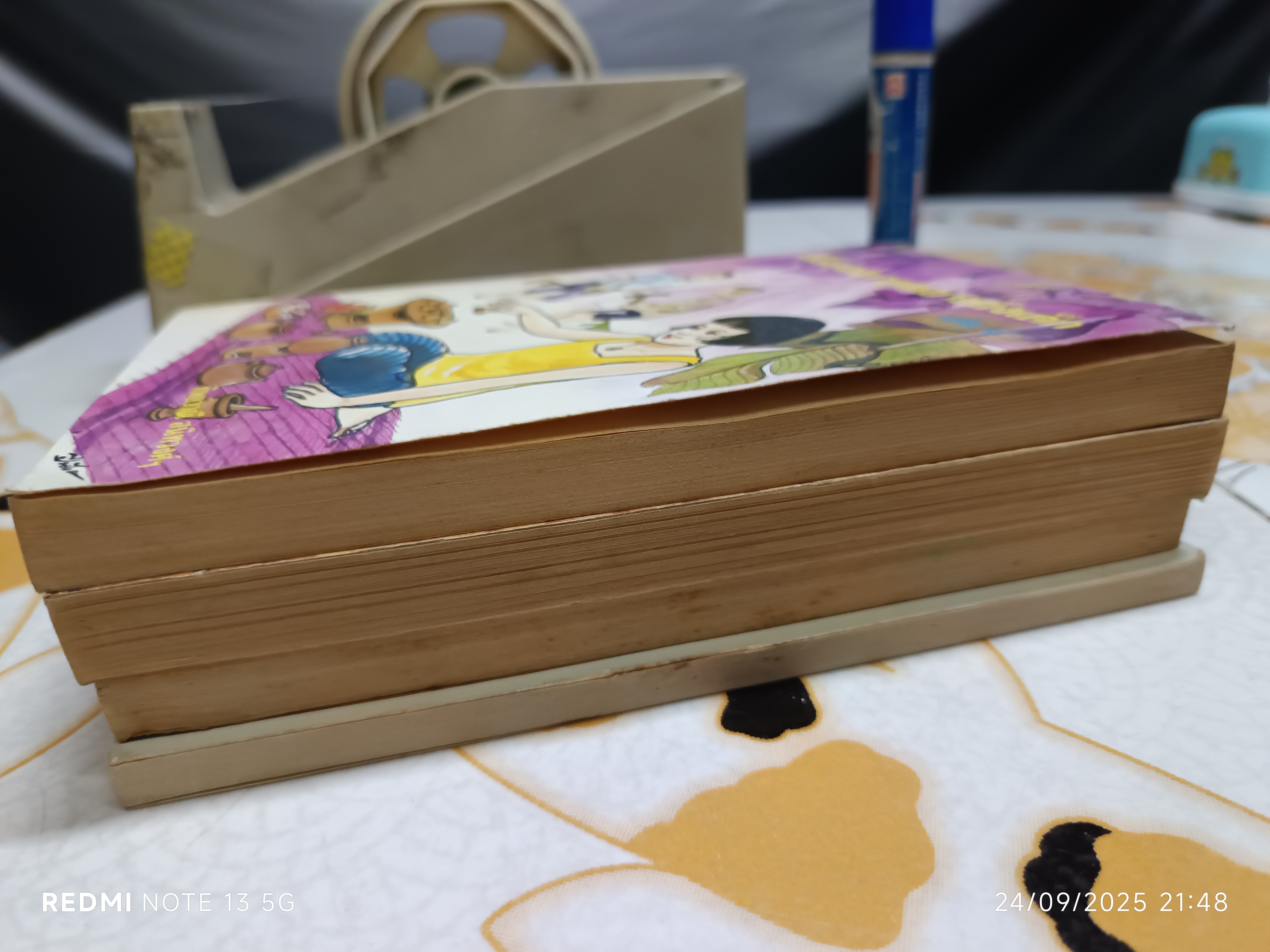 (ขายรวม 4 เล่ม) เมื่อคุณตาคุณยายยังเด็ก เล่ม 1 - 4 โดย ทิพย์วาณี สนิทวงศ์ฯ สำนักพิมพ์ศิลปาบรรณาคาร จัดพิมพ์ **สินค้าหมด**