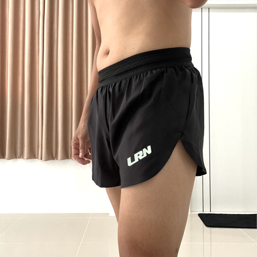 กางเกงวิ่งขาสั้น 3" น้ำหนักเบา แห้งไว วิ่งมาราธอนได้ทุกระยะ (F32)