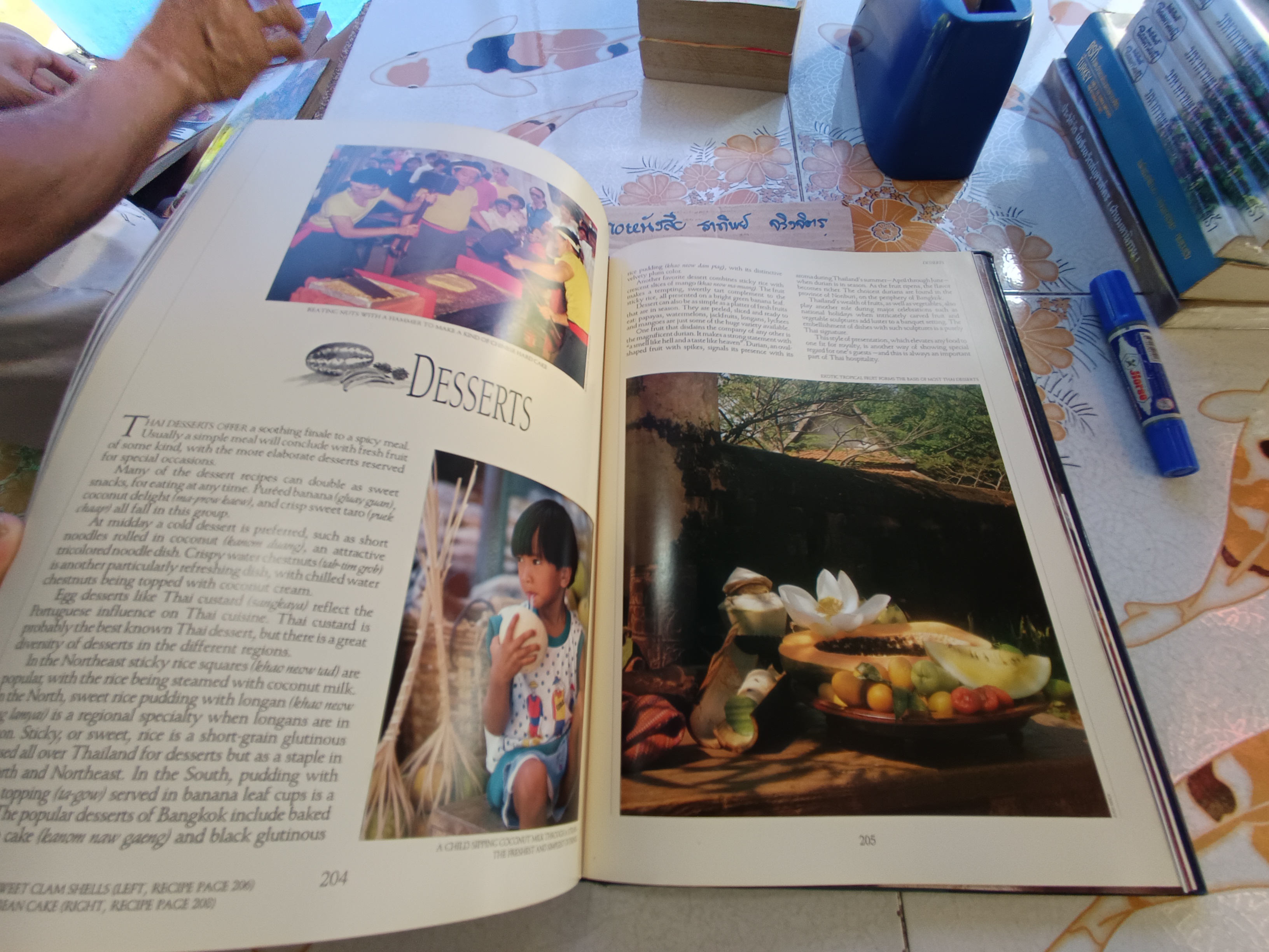 Thailand : The Beautiful Cookbook Heritage Edition,1992 **สินค้าหมด**