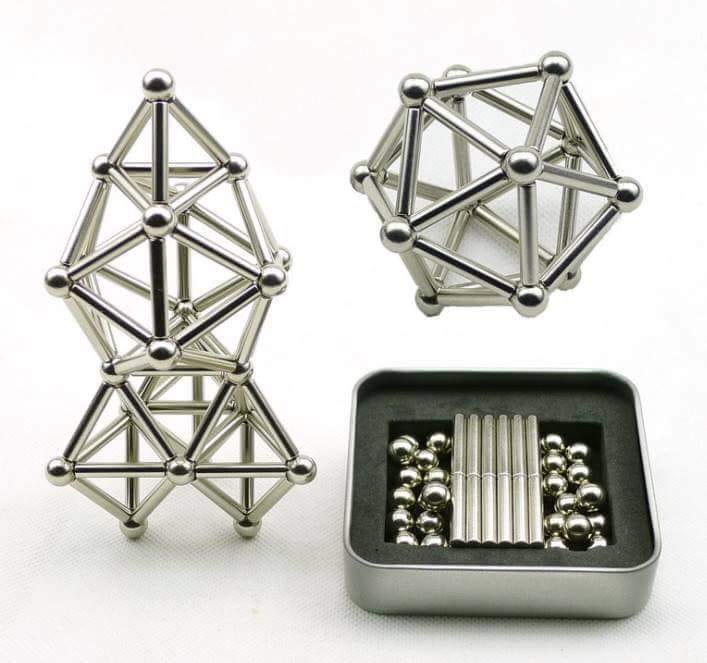 ตัวต่อแม่เหล็ก