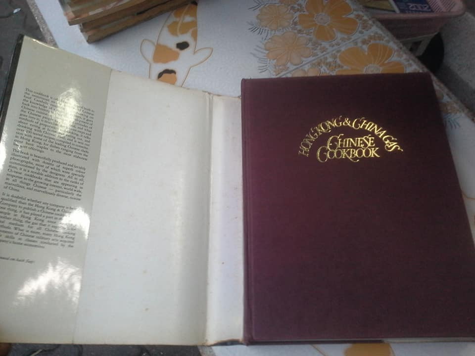 Hong Kong & China Gas - Chinese cookbook **สินค้าหมด**