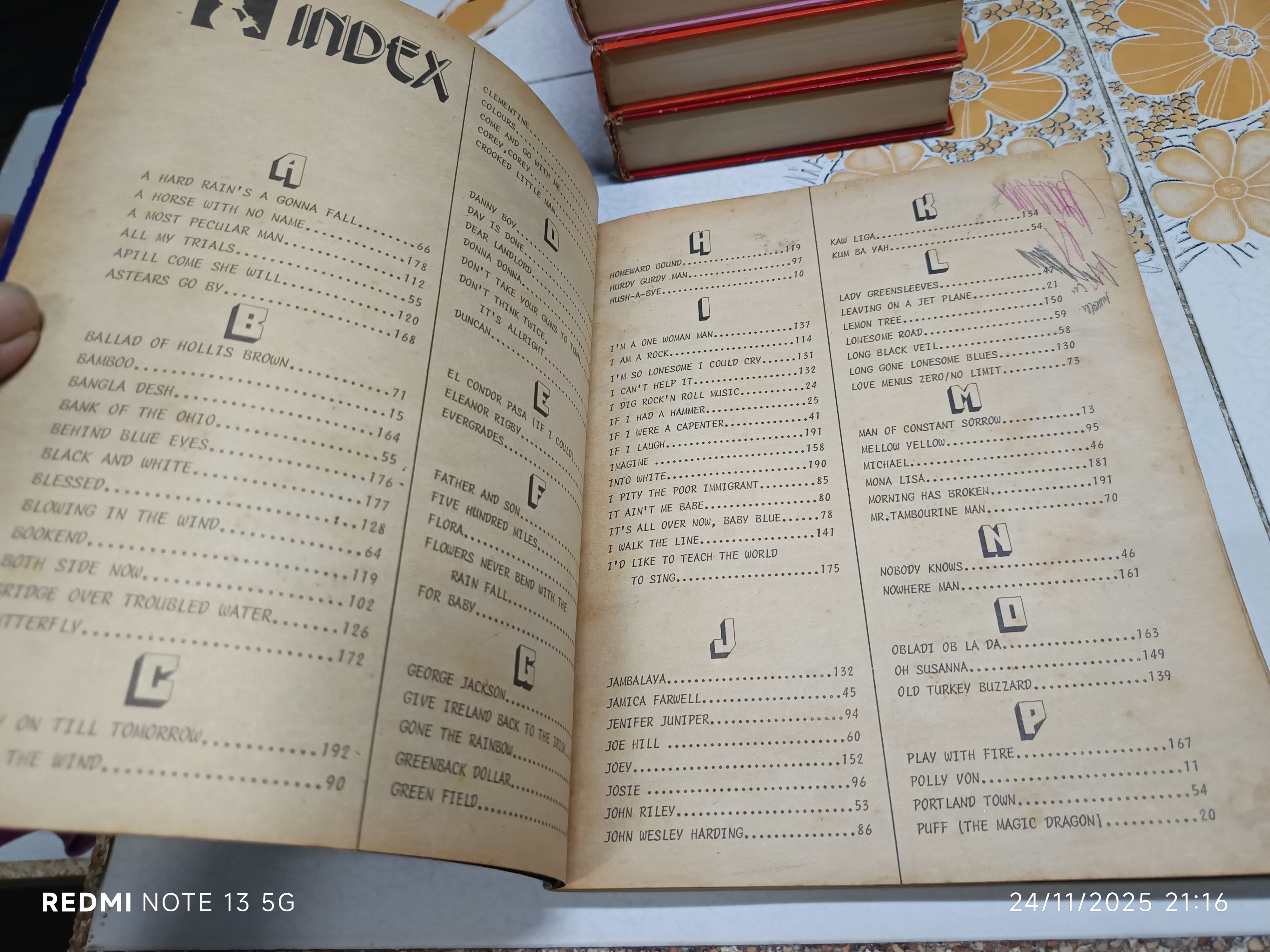 REBEL หนังสือเพลงสากลเก่า (เพื่อชีวิต) #รวมบทเพลงเพื่อชีวิต_สากล พิมพ์ปีพ.ศ 2519