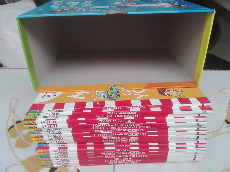 A Classic Case Of Dr Seuss Collection (20 Books Box Set) ** ชุดนี้ ขาดไป 1 เล่ม ลำดับที่ 7 - ABC