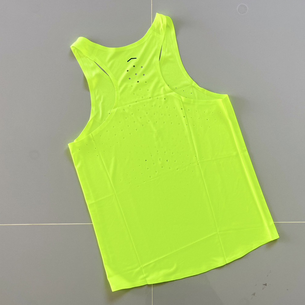 เสื้อกล้ามวิ่ง ชาย หญิง คอกลมน้ำหนักเบา 90 กรัม ใส่สบาย ใยผ้าคุณภาพสูง ไม่อมเหงื่อแห้งเร็ว (S30)