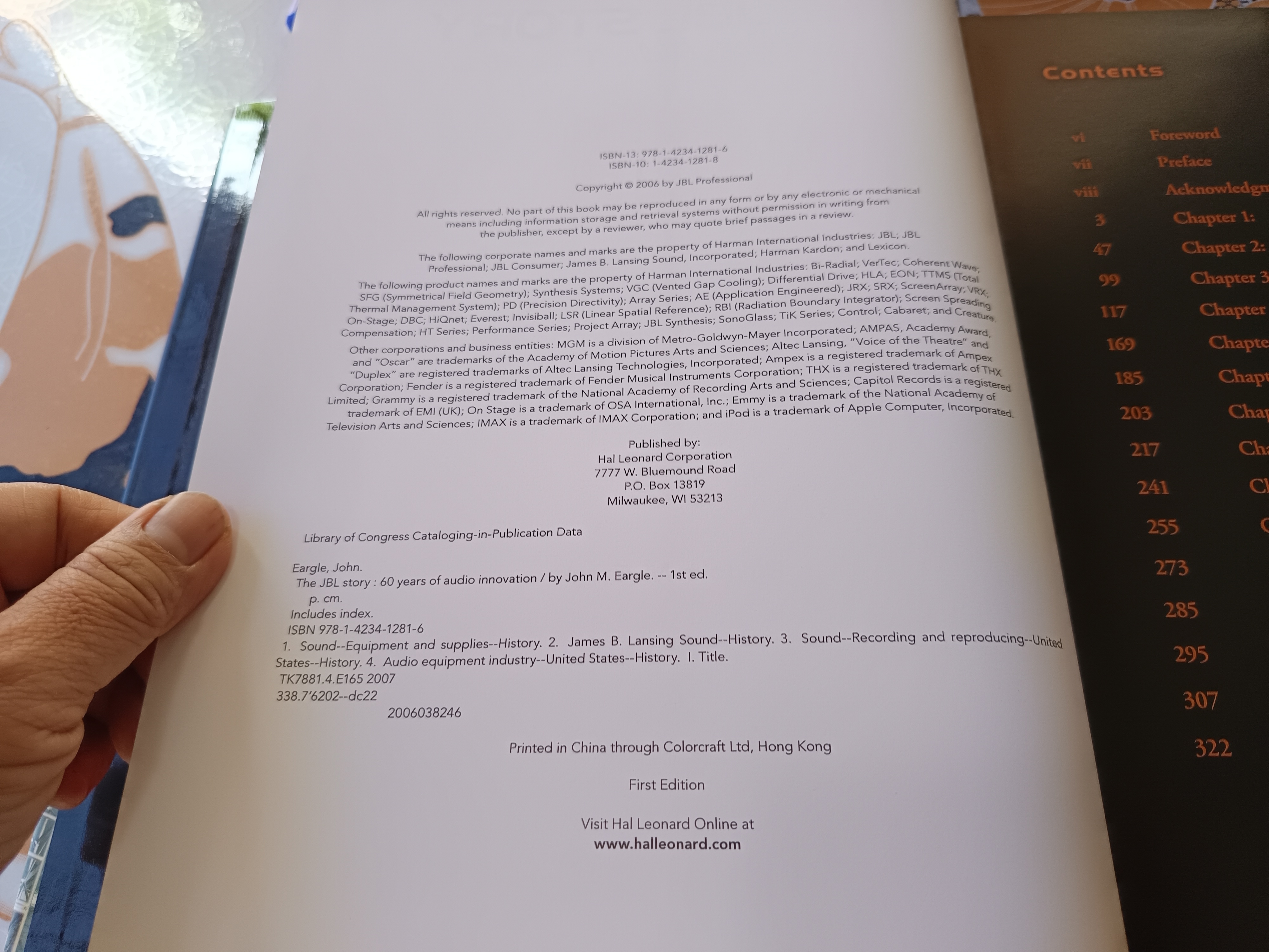 The JBL Story, book 60 𝚈𝚎𝚊𝚛𝚜 𝙾𝚏 𝙰𝚞𝚍𝚒𝚘 𝙸𝚗𝚗𝚘𝚟𝚊𝚝𝚒𝚘𝚗- 𝘉𝘺.𝘑&