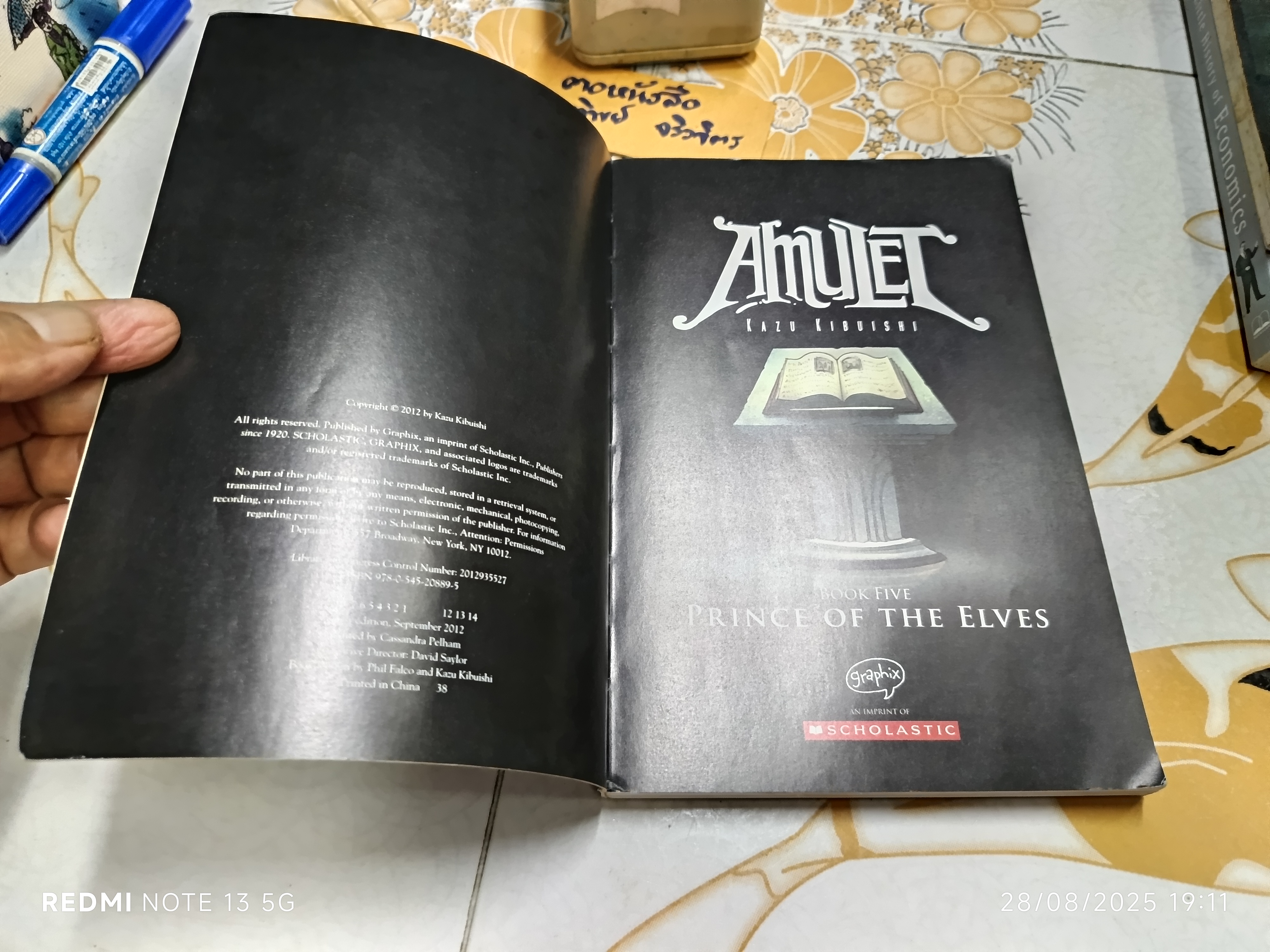 AMULET BY KAZU KIBUISHI - Book 5 PRINCE OF THE ELVES นิยายภาพภาษาอังกฤษ