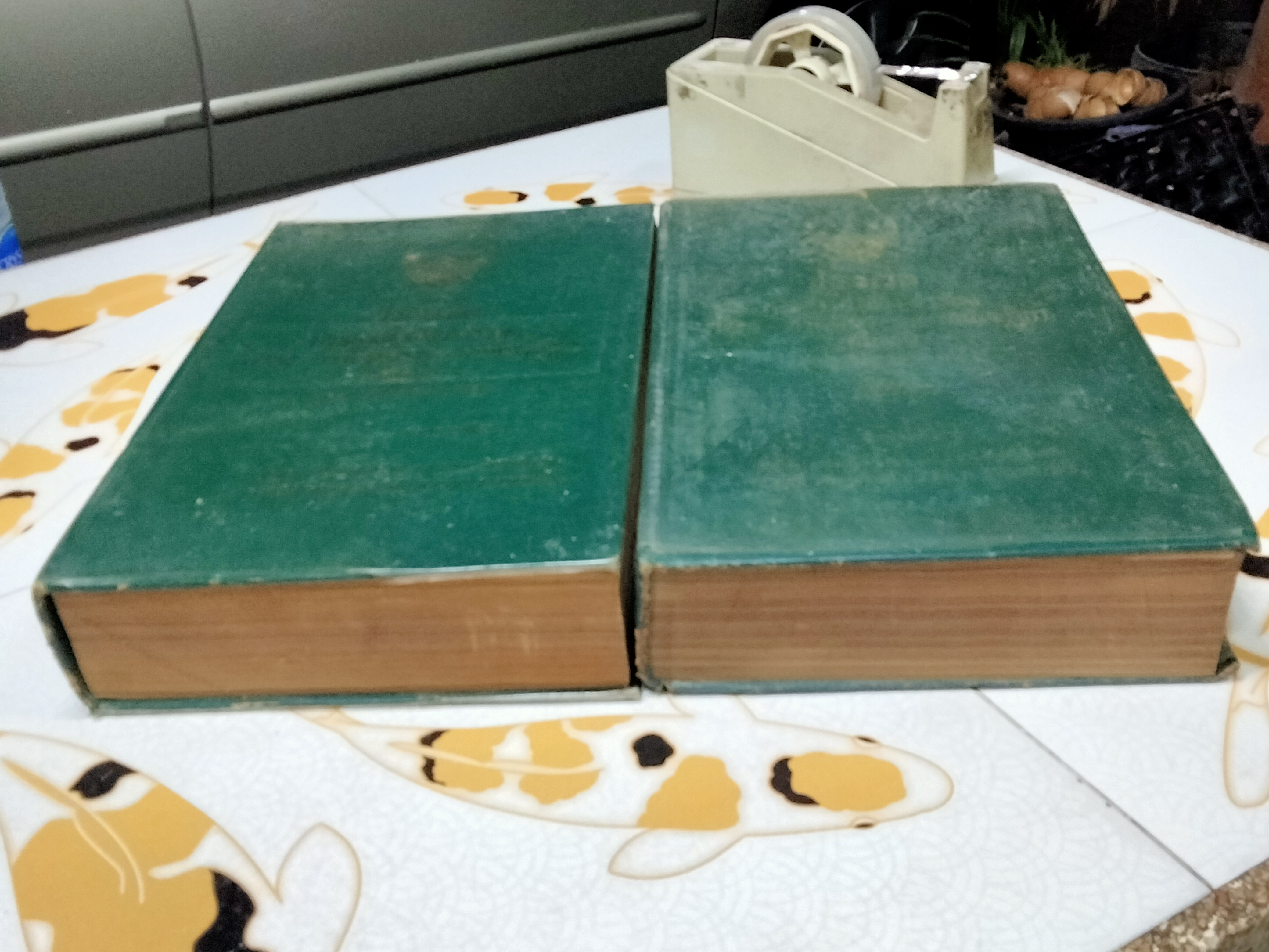 ประมวลตัวอย่างคำฟ้อง คำร้อง คำขอ คำให้การ อุทธรณ์และฎีกา คดีแพ่ง ( รวม 300-500 คดี )ครบชุดเล่ม 1 - 2 โดยอาจารย์บุญร่วม เทียมจันทร์ และอาจารย์ดร.สวัสดิ์ เศรษฐยานนท์ **สินค้าหมด**