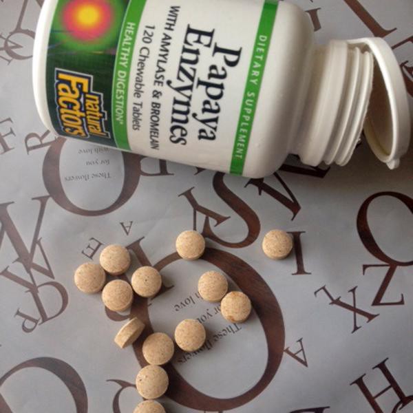 Natural Factors® Papaya Enzymes with Amylase & Bromelain 120 Chewable Tablets เอนไซม์จากมะละกอและสัปรด เม็ดเคี้ยว ช่วยย่อยอาหาร ลดการปวดท้องจากอาหารไม่ย่อย ท้องอืด ท้องเฟ้อ