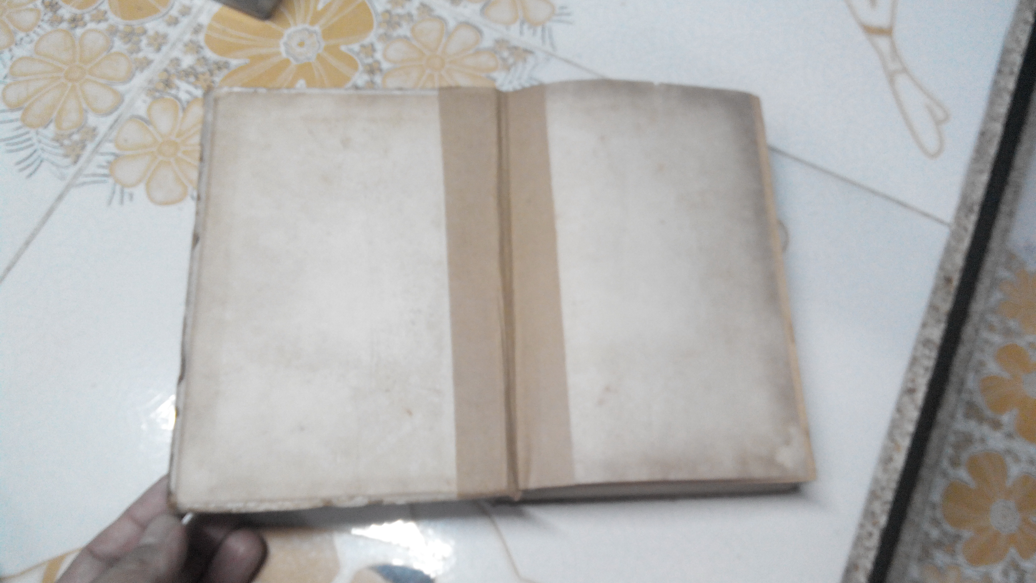 คู่มือ อาหารคุณหญิง คาว-หวาน 1008 ชนิด โดย จริยา,สนมในวัง,ศ.ชาญมาตรา,สภาวัฒน์ **สินค้าหมด**