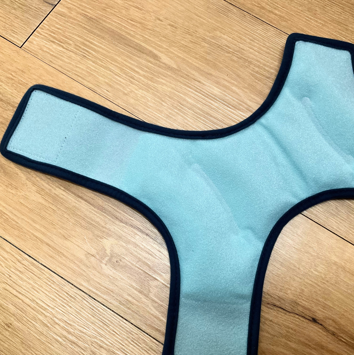 เจลประคบร้อนเย็นแบบหุ้มข้อเท้า ขนาด 38 X 42 cm. (ZZ7)