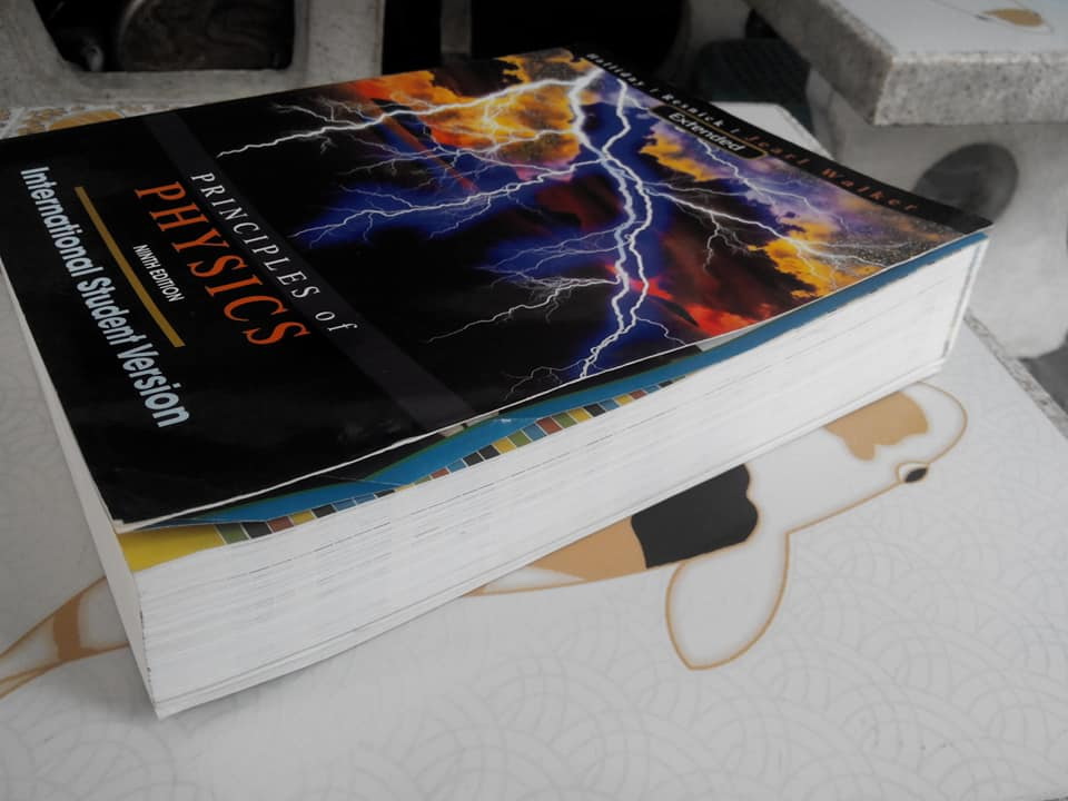 Principles of Physics : International Student Version 9ED Halliday / Resnick / Jearl Walker : Print in Asia มือสอง สภาพดี **สินค้าหมด**