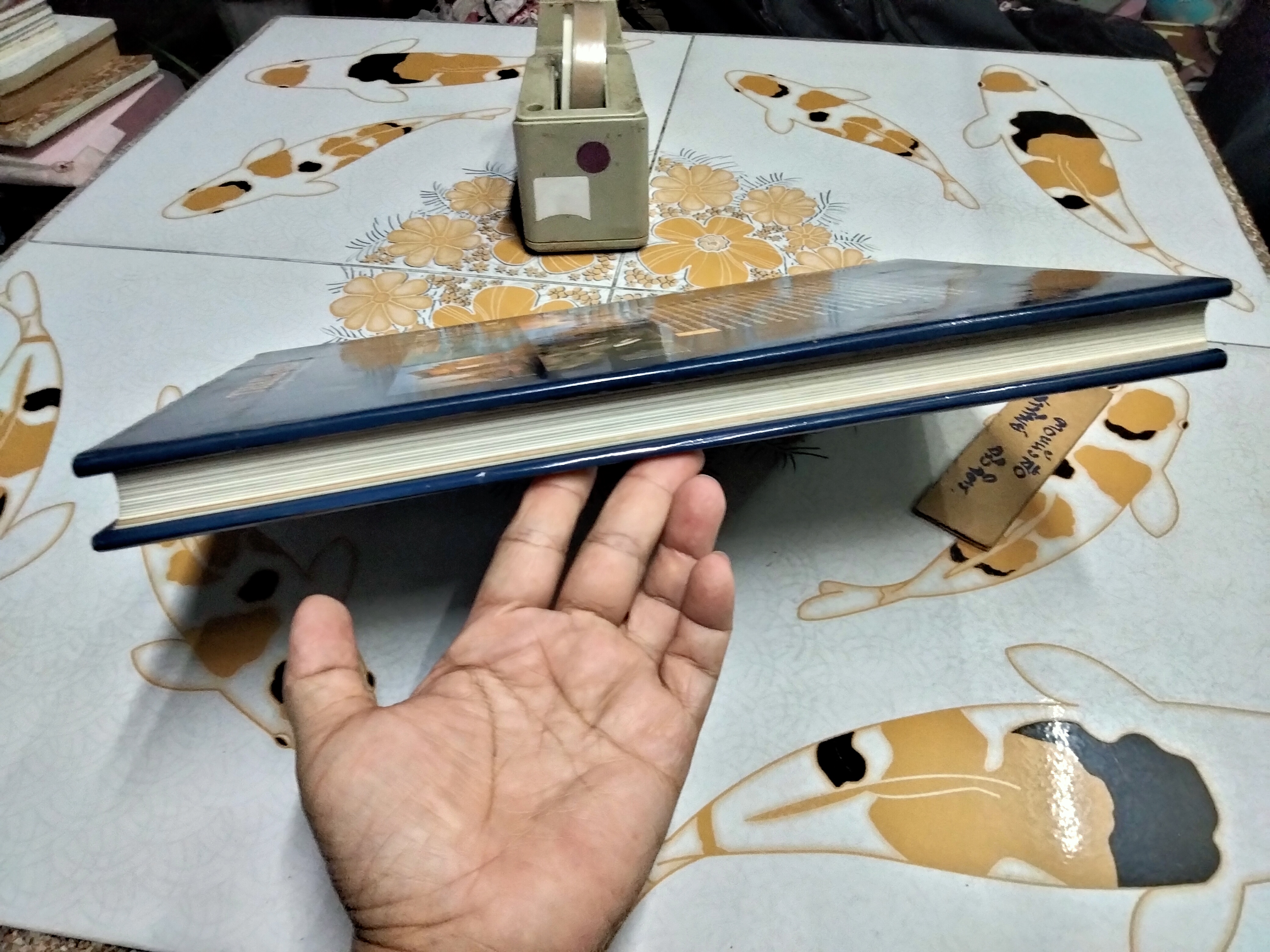 THAILAND - SEVEN DAYS IN THE KINGDOM Hardcover – June 1, 1989 (พ.ศ. 2530)