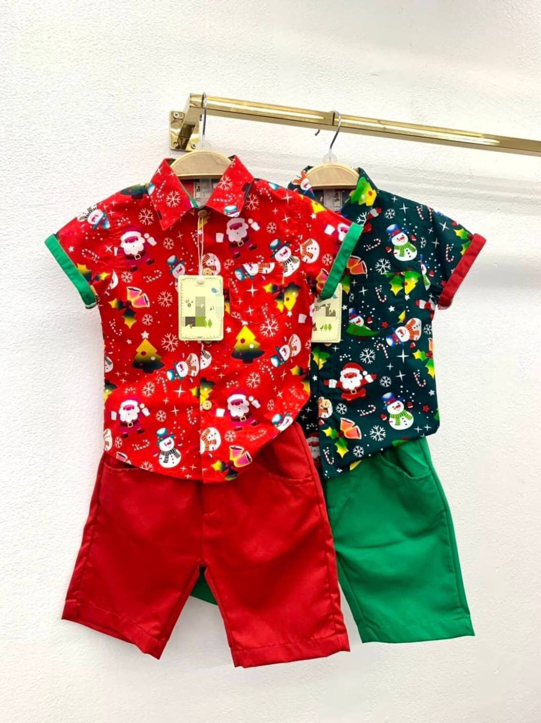 ชุดเด็กSetเสื้อกับกางเกง ลายซานต้า