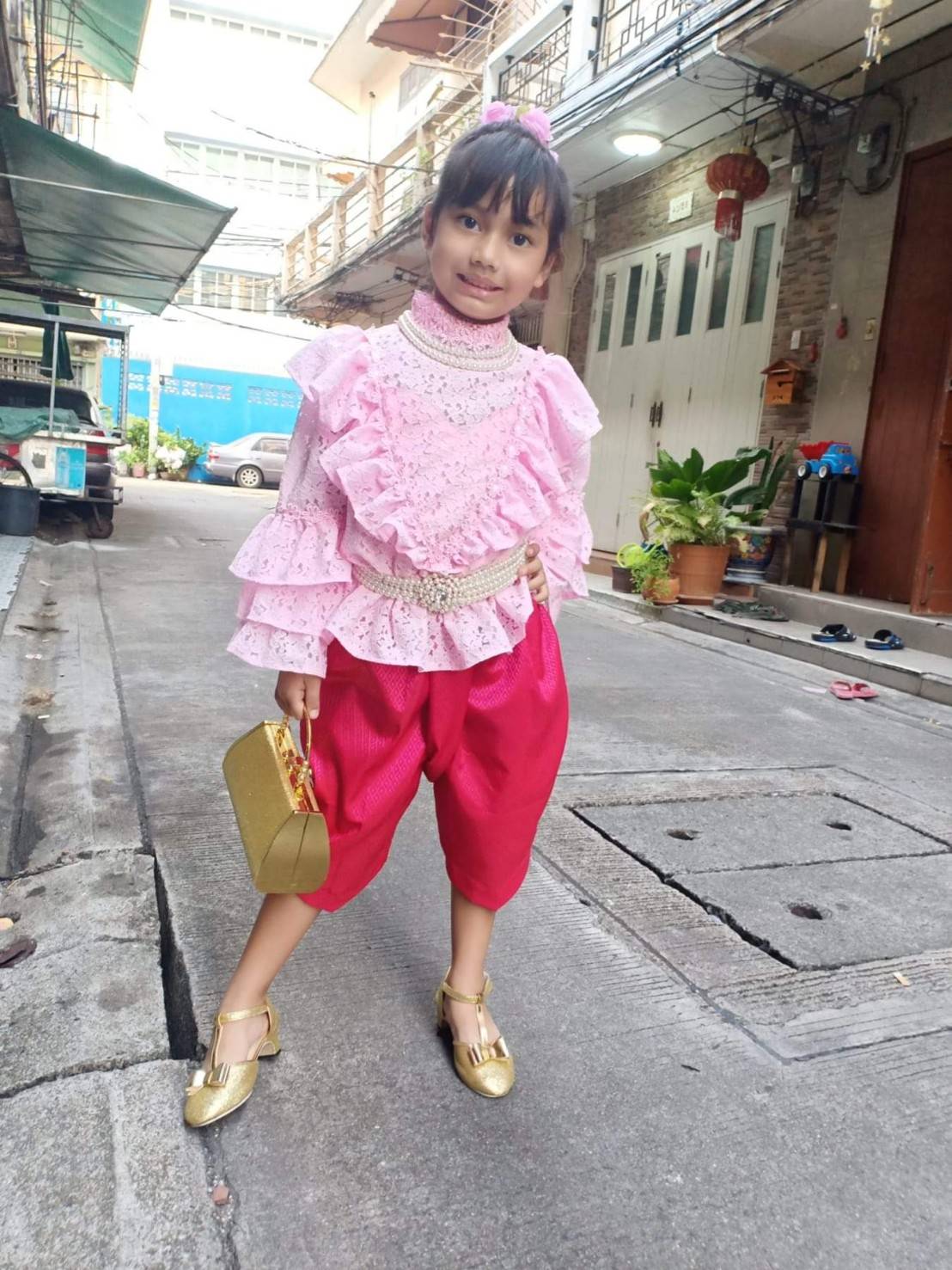 ชุดไทยเด็กรัชกาลที่ 5 ลูกไม้นิ่ม