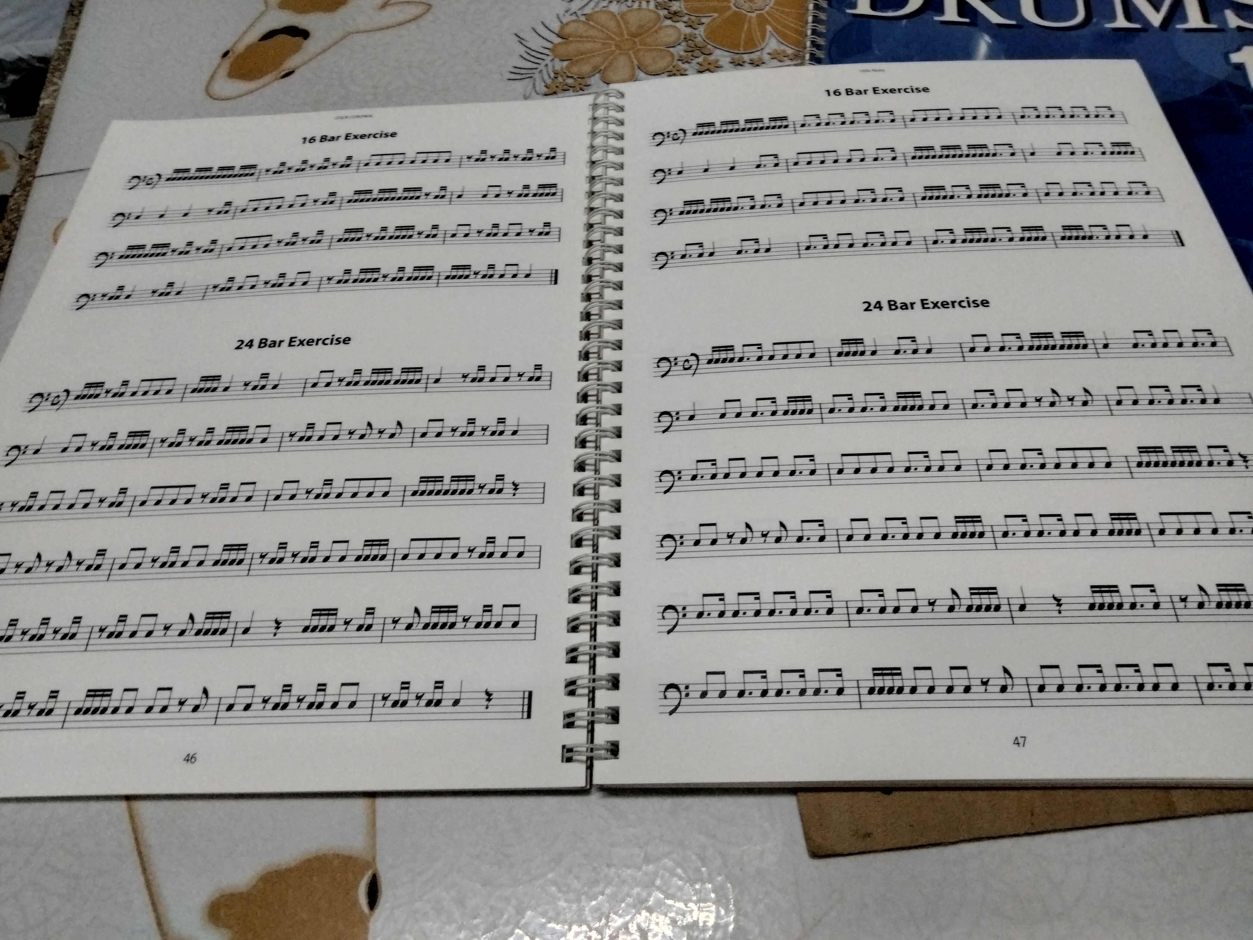 หนังสือเรียนตีกลอง YAMAHA MUSIC FOUNDATION (ขายรวม 2 เล่ม) DRUM FUNDAMENTALS + DRUMS 1 **สินค้าหมด**