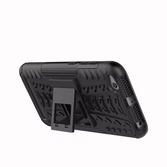 เคส Xiaomi Redmi 5A #เคสฝาหลังกันลื่น Cool Tyre Pattern Kickstand (PC + TPU)