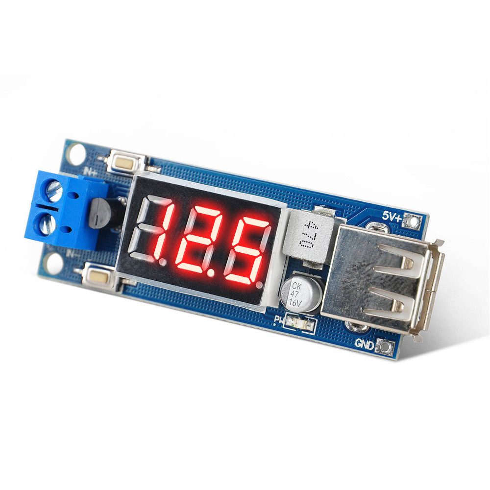 USB STEP DOWN DC 4.5 ~ 40V โมดูลลดแรงดันไฟฟ้า 5V ชาร์จ 5A ของโมดูลลดแรงดัน แสดงตัวเลข ด้านออกเป็น USB