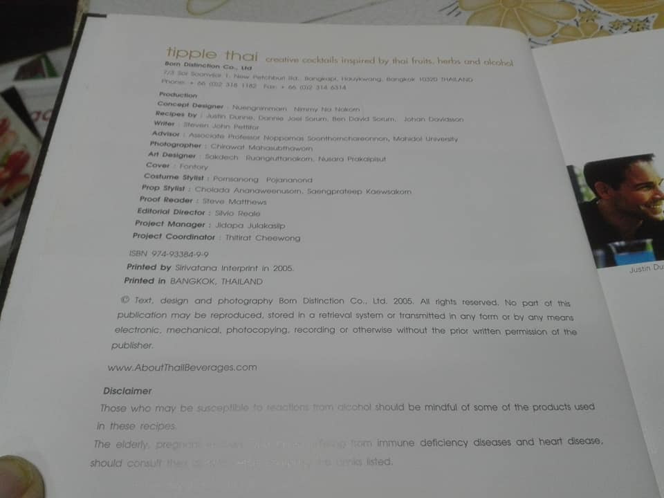 Tipple Thai - Creative cocktails inspired by Thai fruits, herbs and alcohol by Johan Davidsson, Ben David Sorum, Dannie Joel Sorum, Justin Dunne **สินค้าหมด**