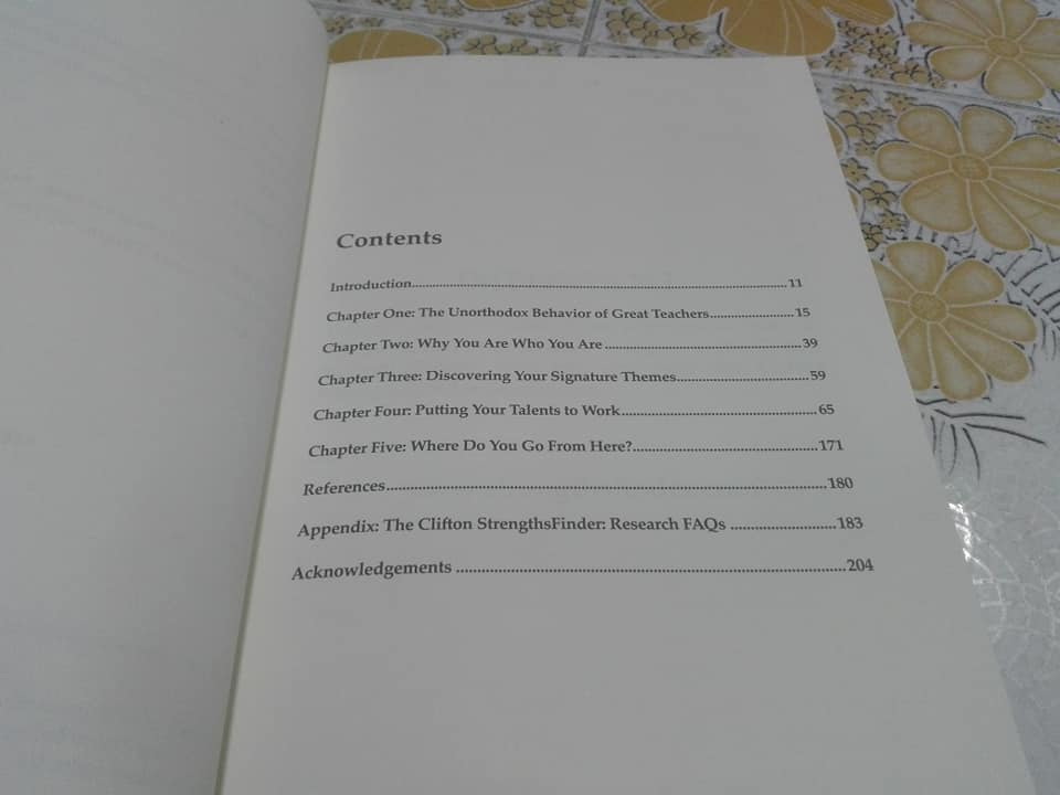 Teach With Your Strengths : How Great Teachers Inspire Their Students (ฉบับภาษาอังกฤษ)