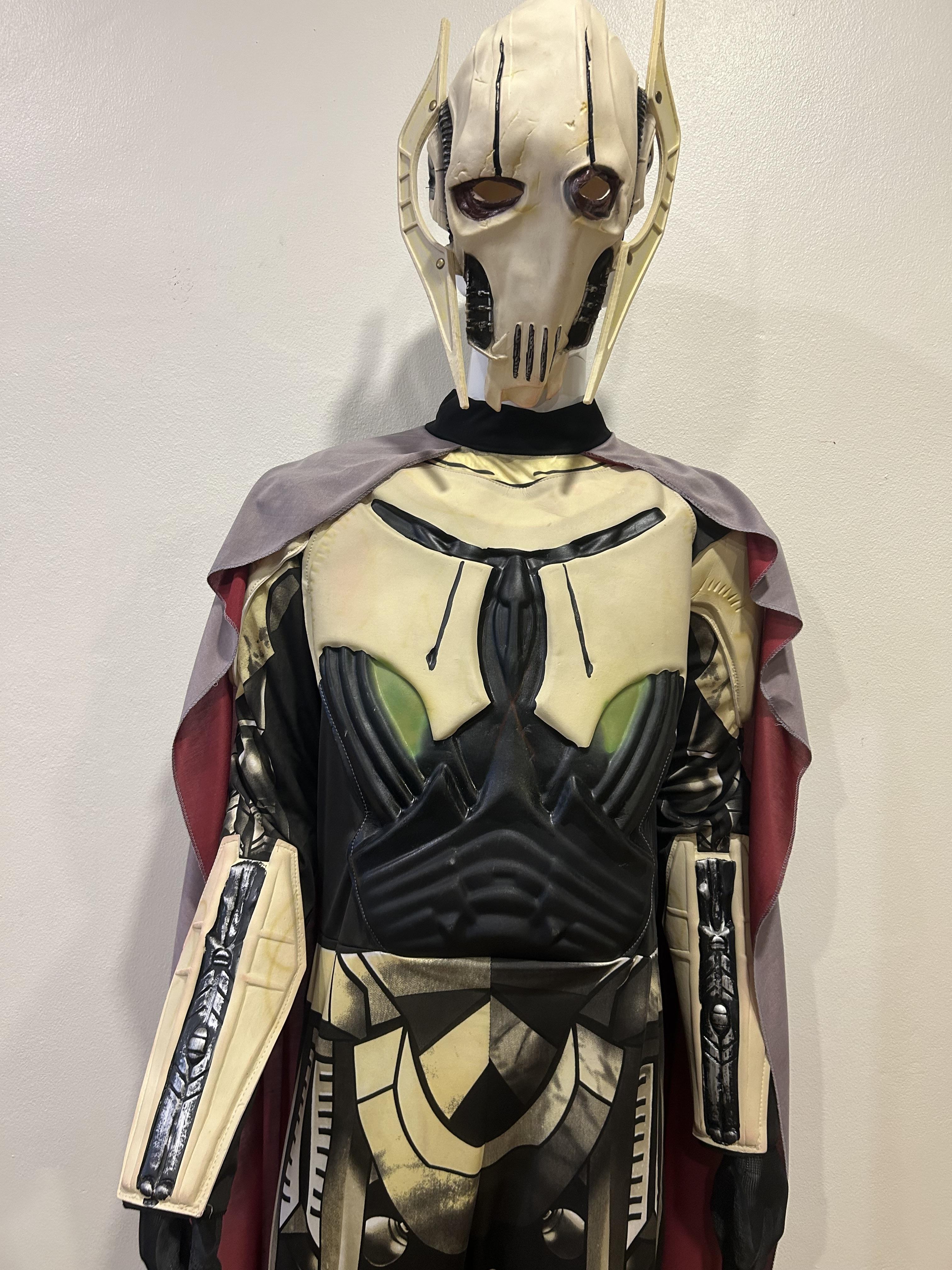 ชุดนายพลผู้โหดร้ายดีลักซ์ Deluxe General Grievous Costume