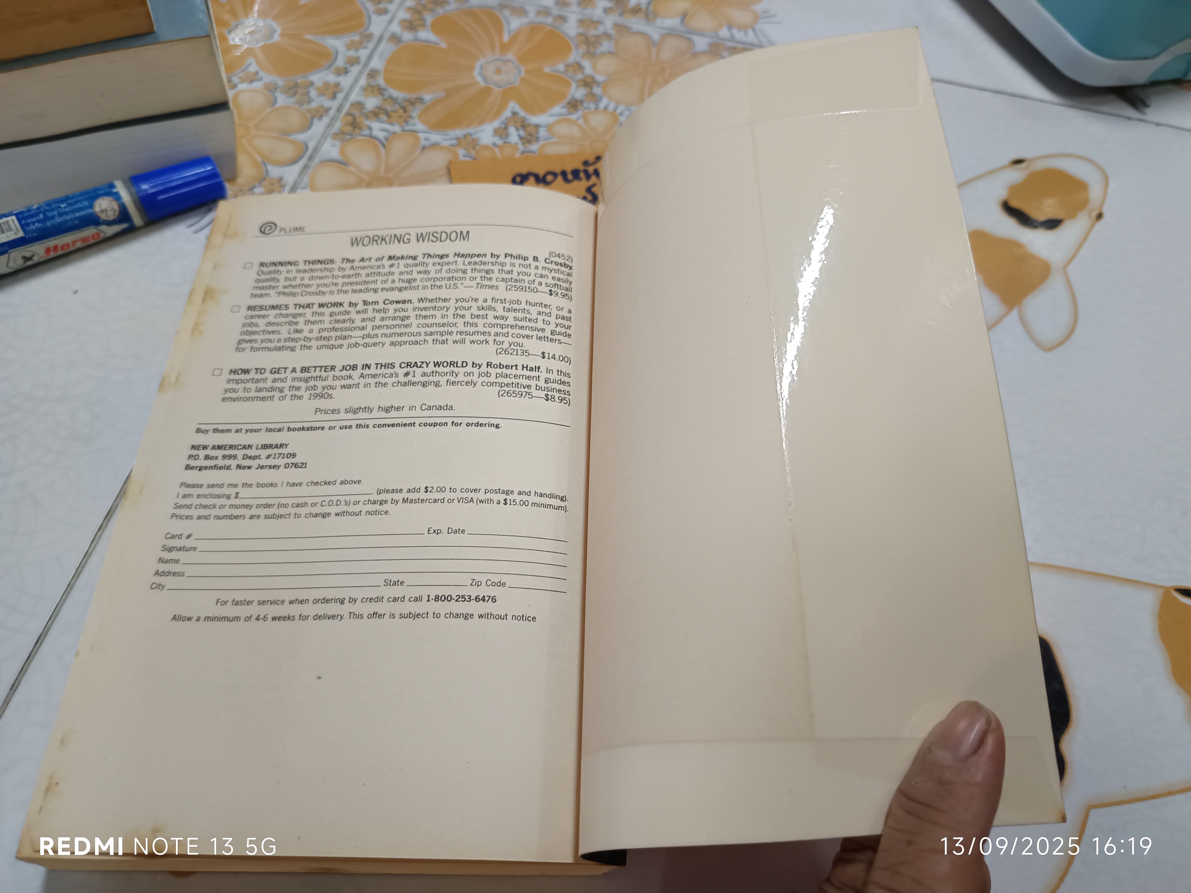 The Super Chiefs โดย Robert Heller 1993