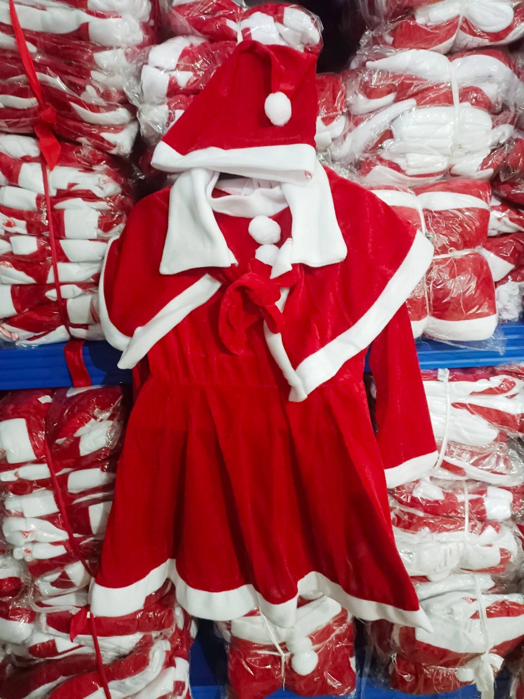 ชุดซานต้าซานตี้เด็ก ผ้ากำมะหยี่บาง