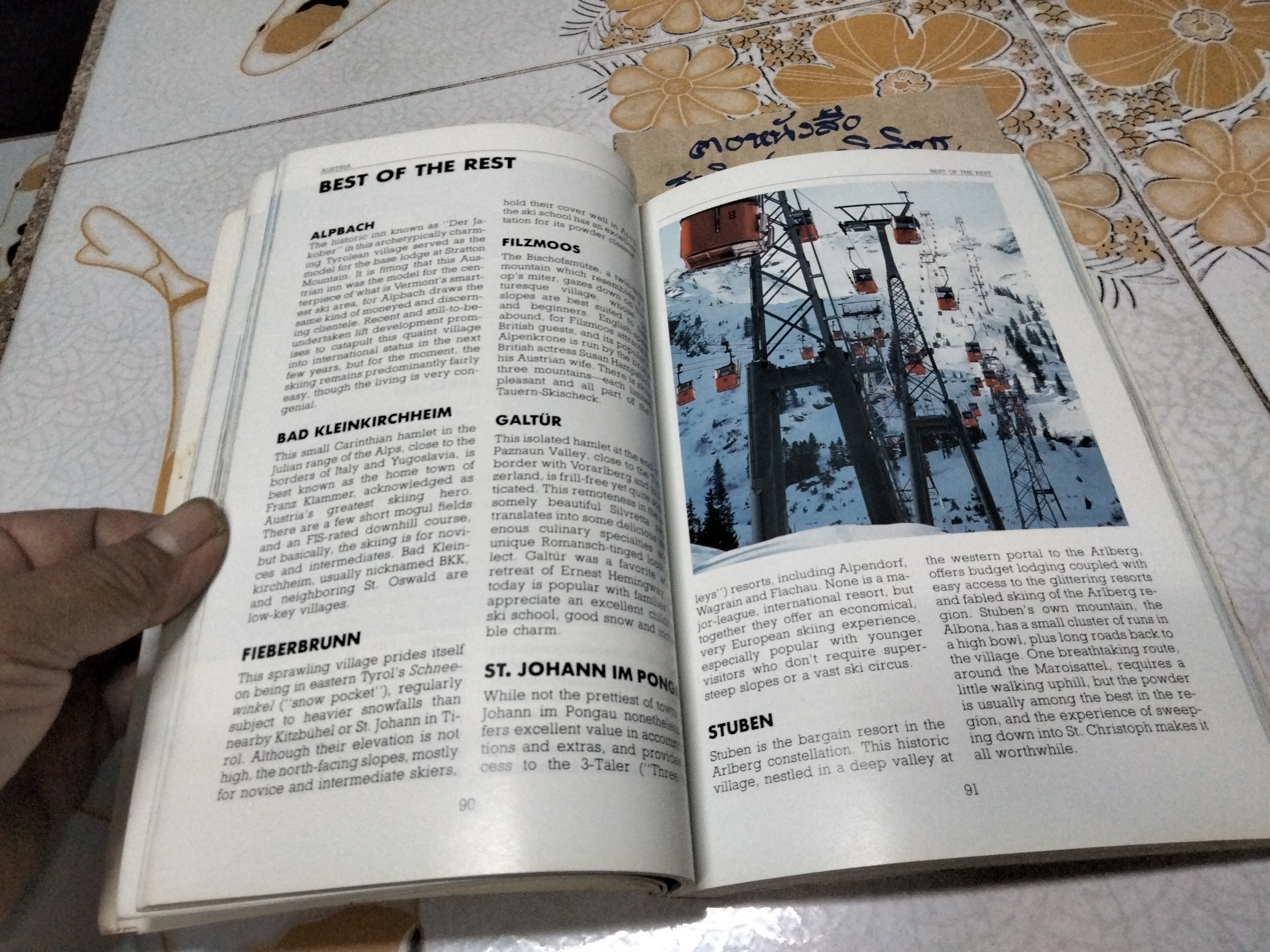 Handbook to skiing the Alps by Claire Walter - book.