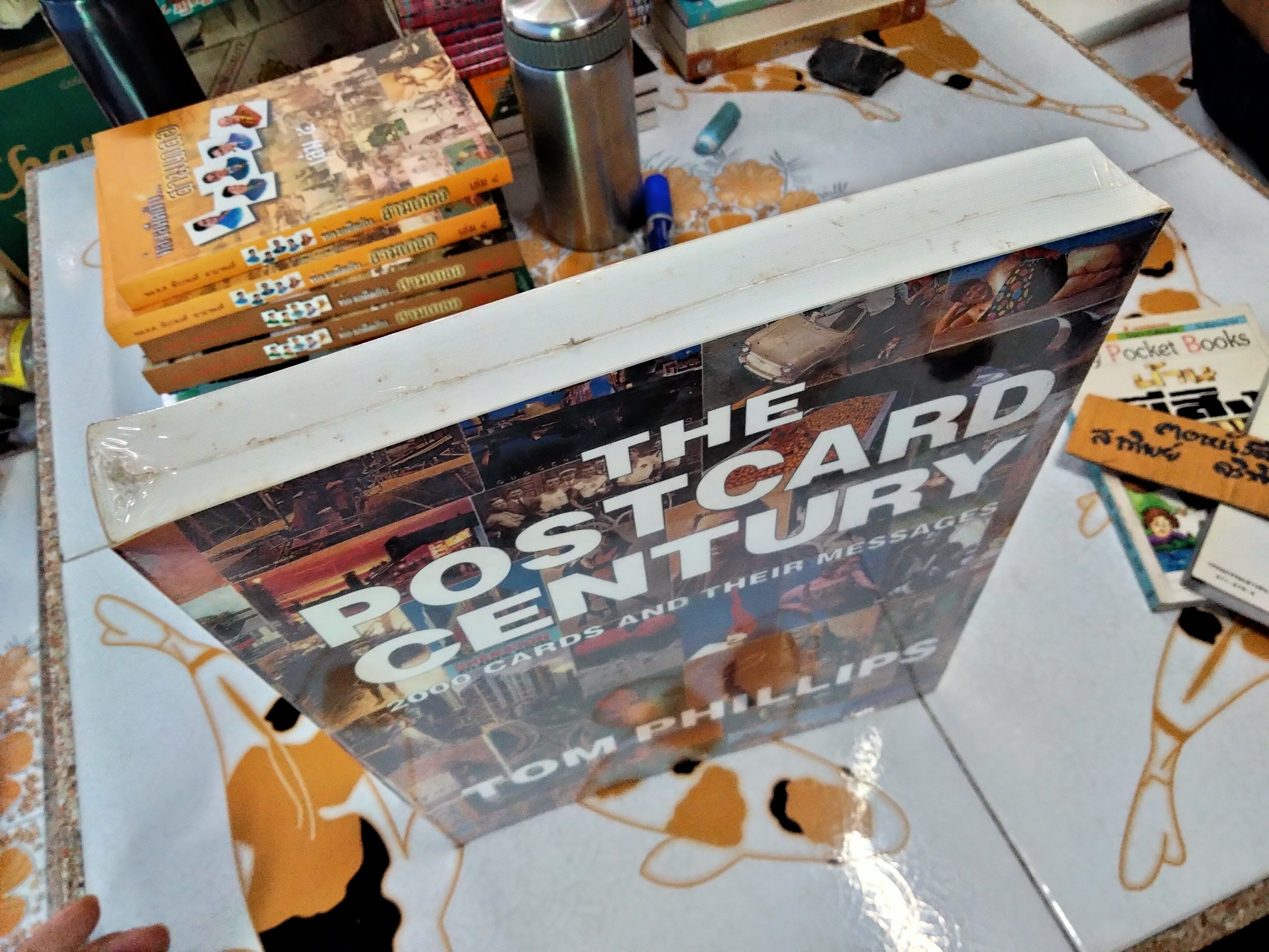 The Postcard Century by Tom Phillips - 2,000 Cards and Their Messages ภาษาอังกฤษทั้งเล่ม