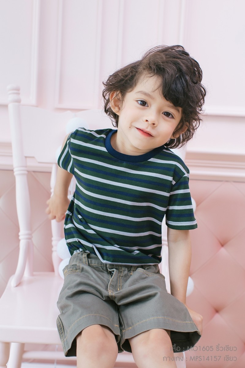 เสื้อยืดเด็กชาย ริ้วเขียว
