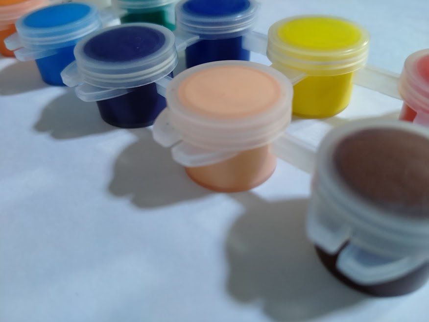 สีอะครีลิค 12 ชิ้น 6 มล. สำหรับนักเรียนเพ้นท์หน้ากากงิ้วปักกิ่ง 6毫升12连体简易装丙烯颜料儿童绘画 6 ml 12 Pieces Simple Acrylic Peking Opera Mask Paint for Student