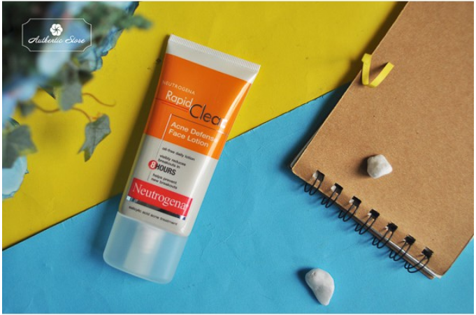 (Pre Order) Neutrogena® Rapid Clear Acne Defense Face Lotion 50ml โลชั่นบำรุงหน้าเนื้อบางเบา ลดสิว