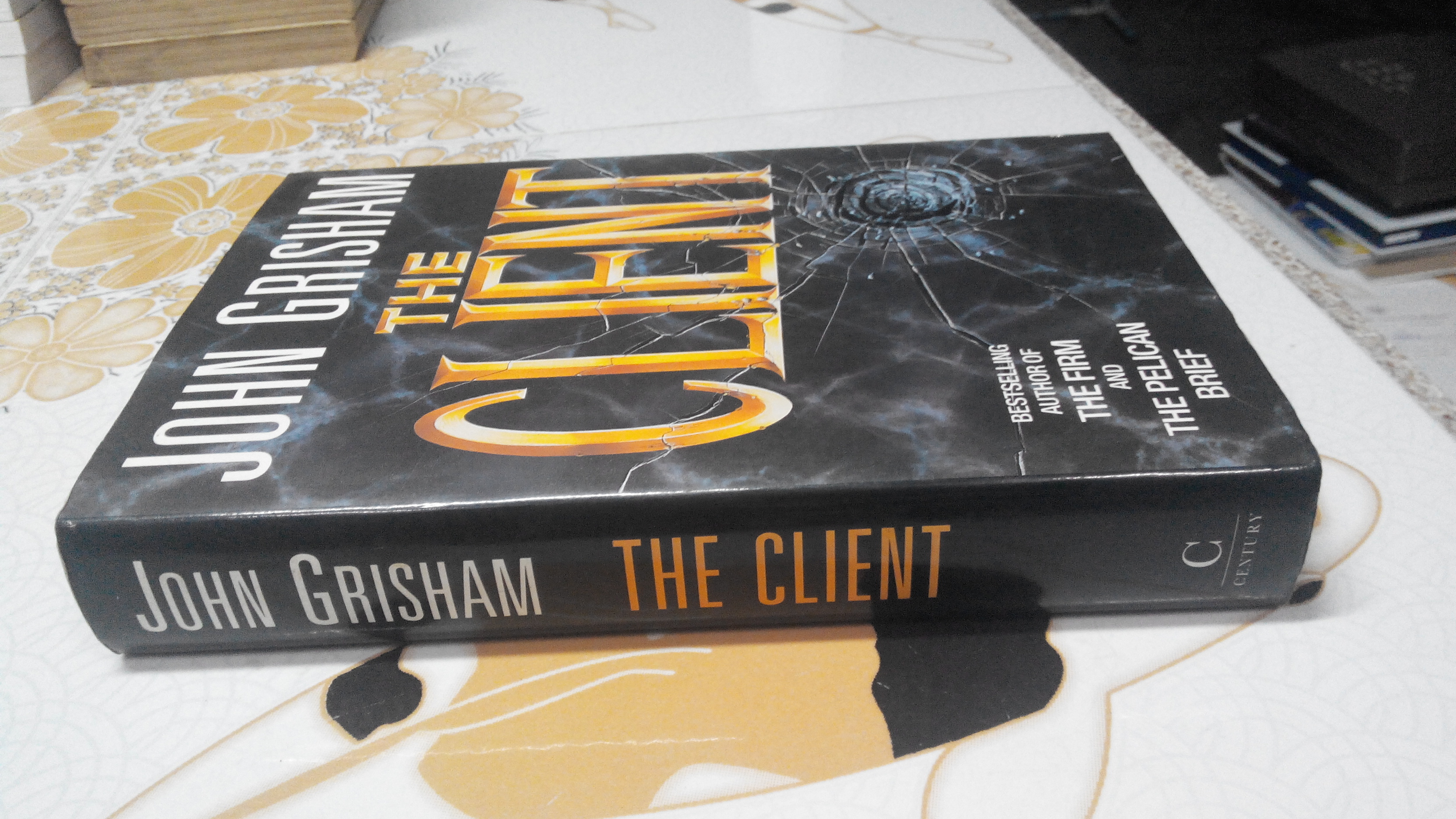 THE CLIENT by JOHN GRISHAM (ฉบับภาษาอังกฤษ) ปกแข็งพร้อมใบหุ้มปก **สินค้าหมด**