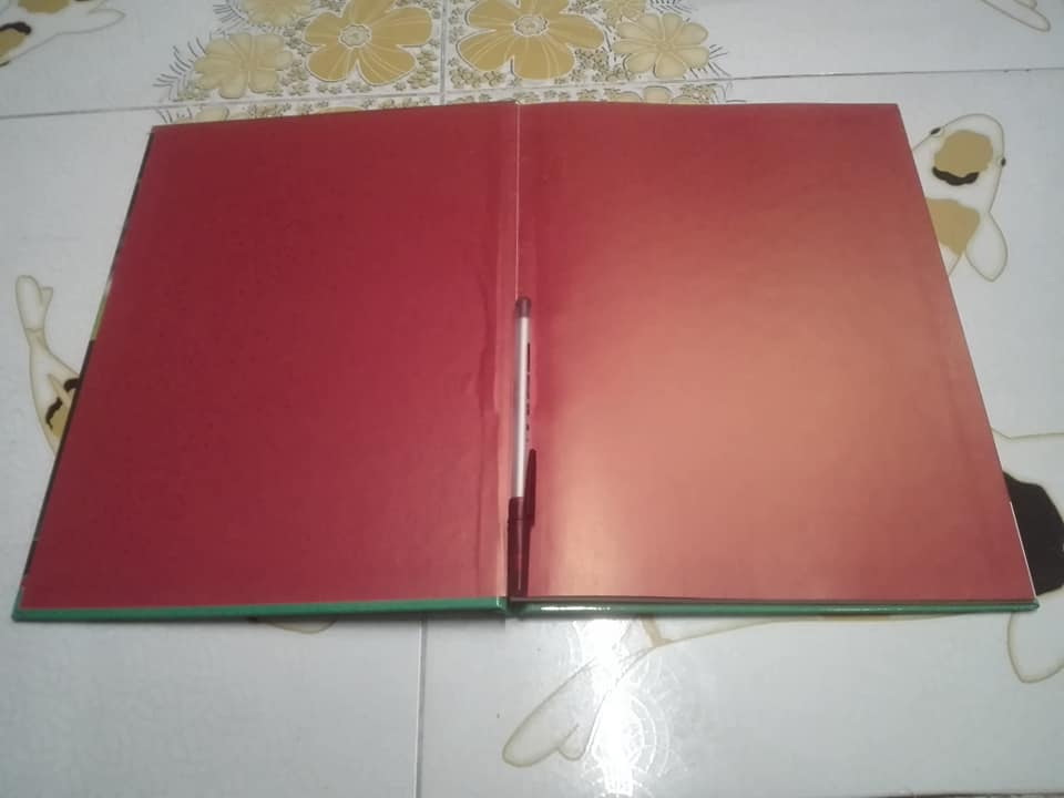 The Official Liverpool Football Annual 2001 Written and compiled by Jeremy Paxton