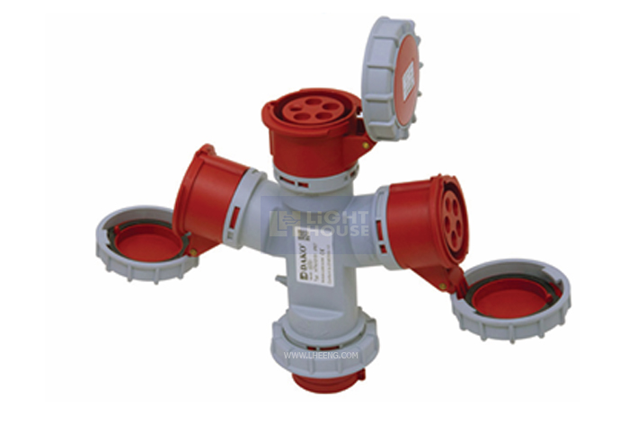 HTN-10151 "DAKO PLUG" ปลั๊กแยกสามทางกันน้ำ (3P+N+E) 16A IP67