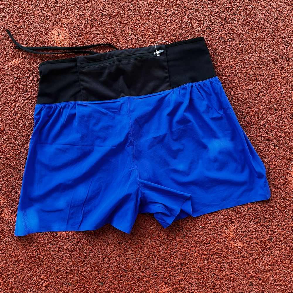 กางเกงวิ่งขาสั้น วิ่งมาราธอน วิ่งเทรล 3" ใส่สบาย มีกระเป๋าใส่ของที่รอบเอว ไม่มีซับใน โลโก้เรืองแสง (F03)