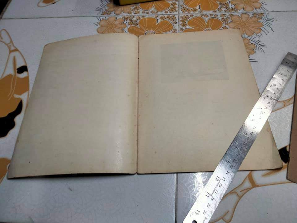 หนังสือ ประกวดแมวไทย จัดโดยคณะกรรมการควบคุม ตลาดนัดสนามหลวงกรุงเทพมหานคร **สินค้าหมด**
