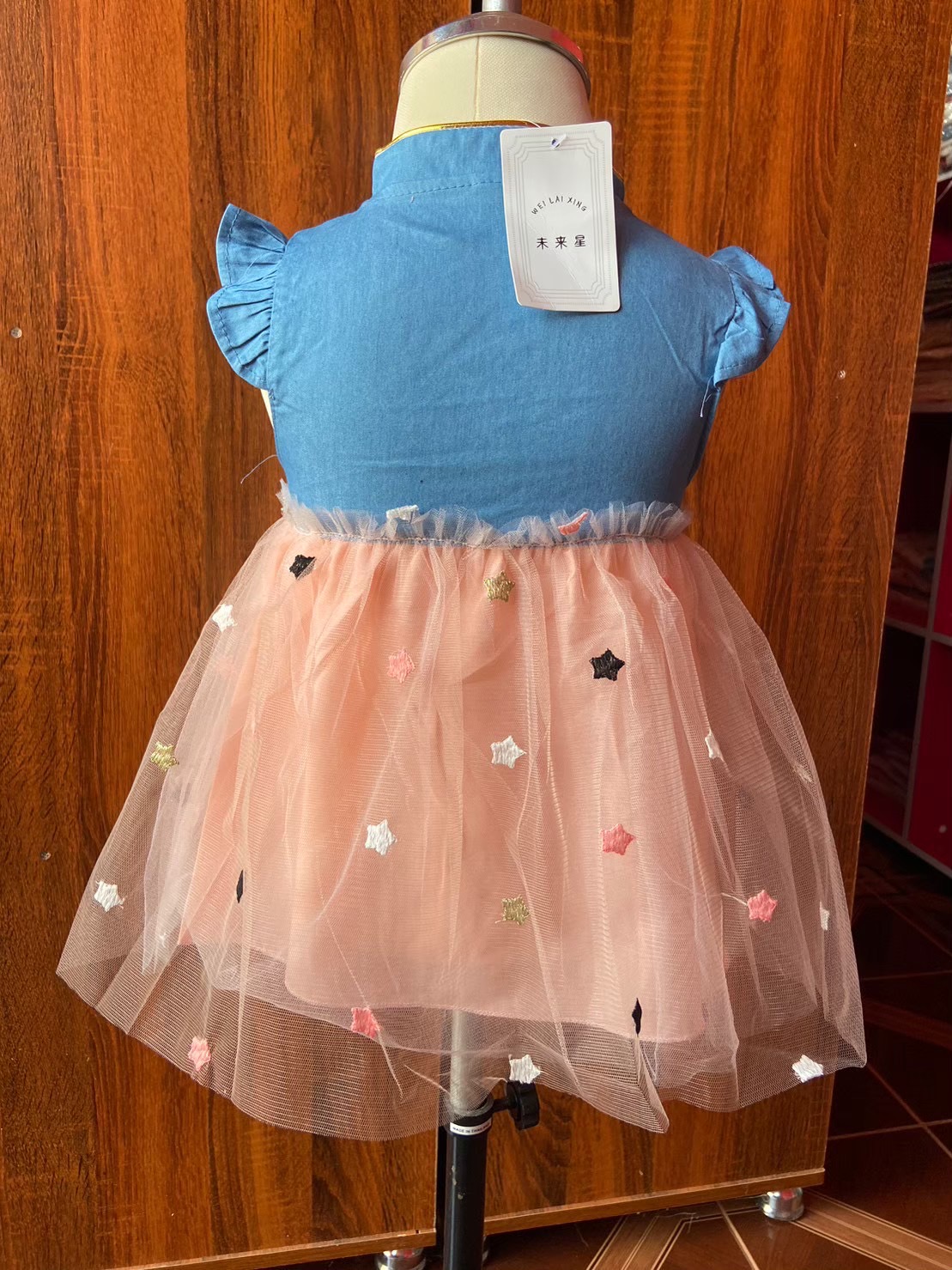 ชุดเด็กหญิง2เดือนถึง4ขวบ เสื้อยีนส์กระโปรงฟรุ้งฟริ้ง