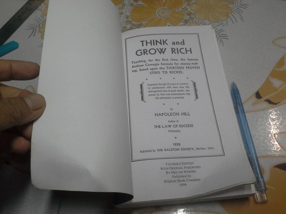 หนังสือภาษาอังกฤษ THINK AND GROW RICH (Original Unabridged Version) - NAPOLEON HILL, forward by Melvin Powers.**สินค้าหมด**