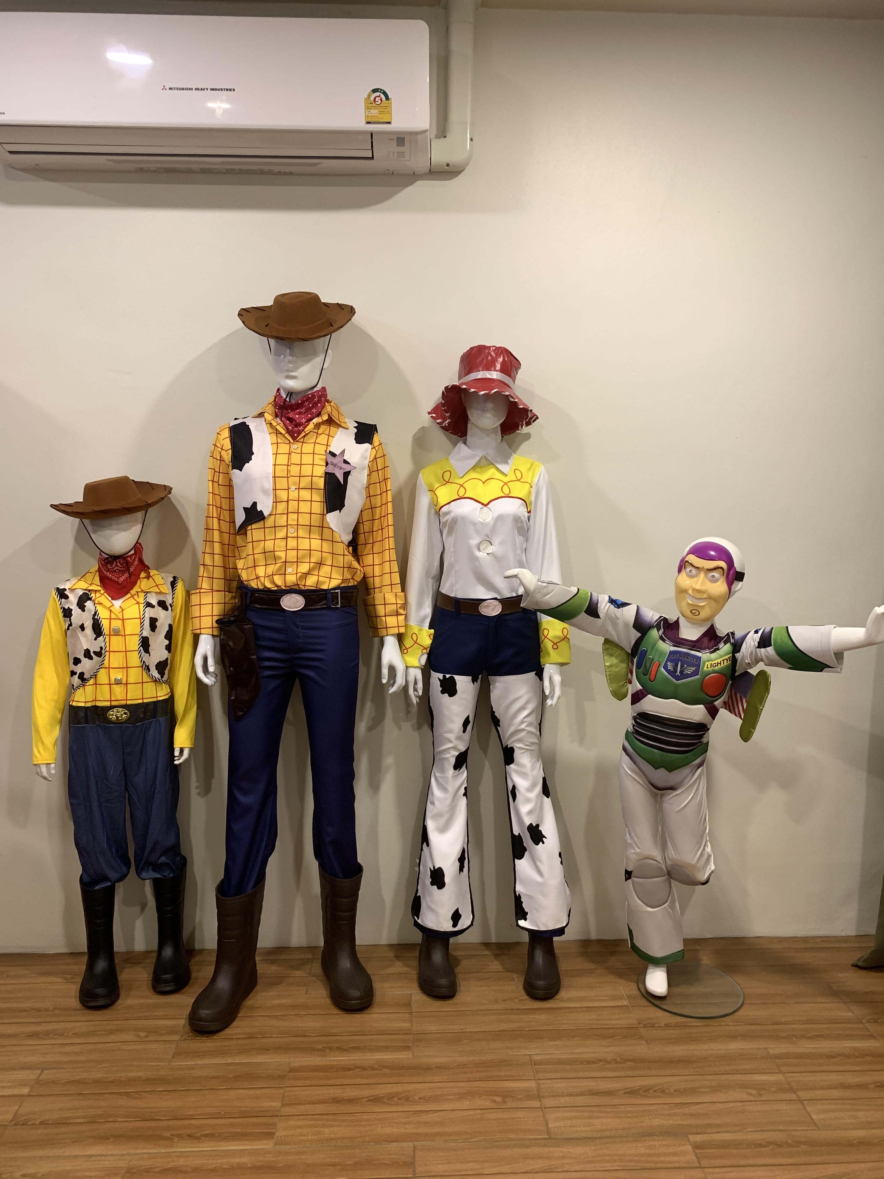 ให้เช่าชุดธีมครอบครัวToy Story 2025