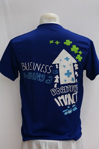 เสือ้ยืดคอวี