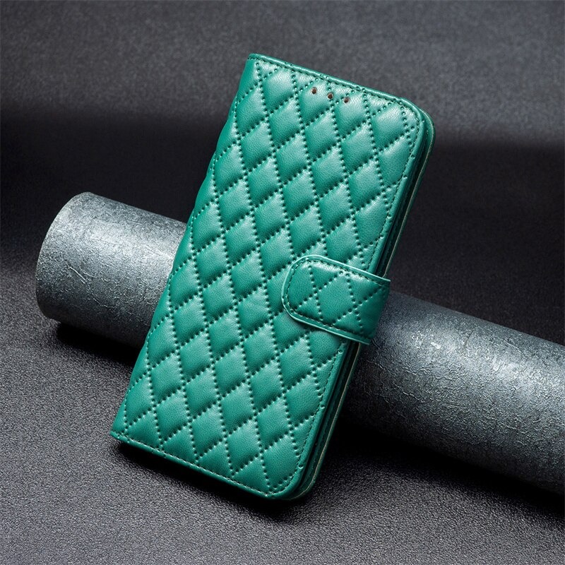 เคส Samsung Galaxy S22 5G #เคสฝาพับปกหนัง PU ลายตารางพร้อมช่องใส่บัตร พับวางตั้งได้สไตล์แบบกระเป๋าสตางค์