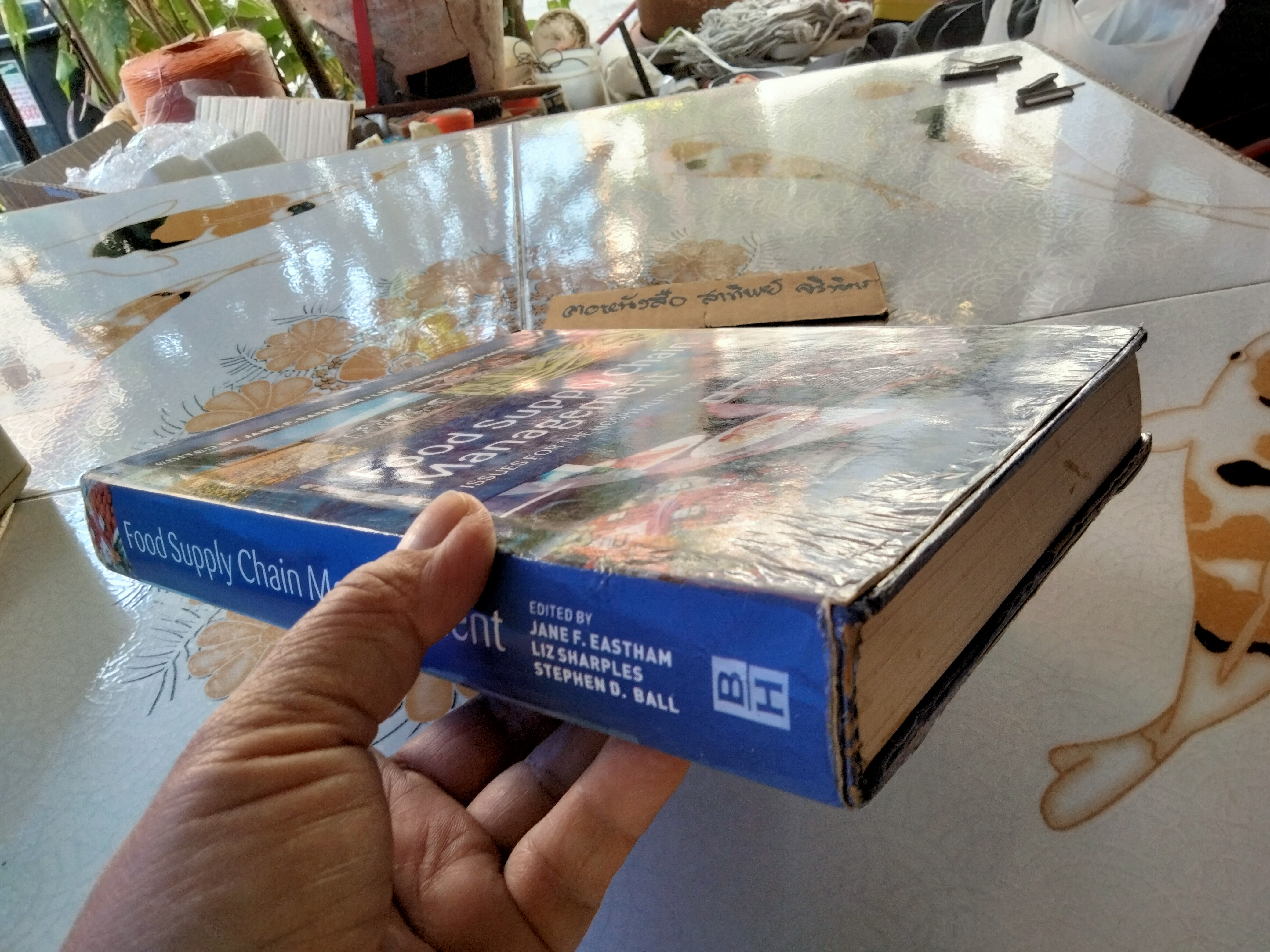Food Supply Chain Management - issues for the hospitality and Retail Sectors By Jane F. Eastham, Liz Sharples and Stephen D. Ball , 2002