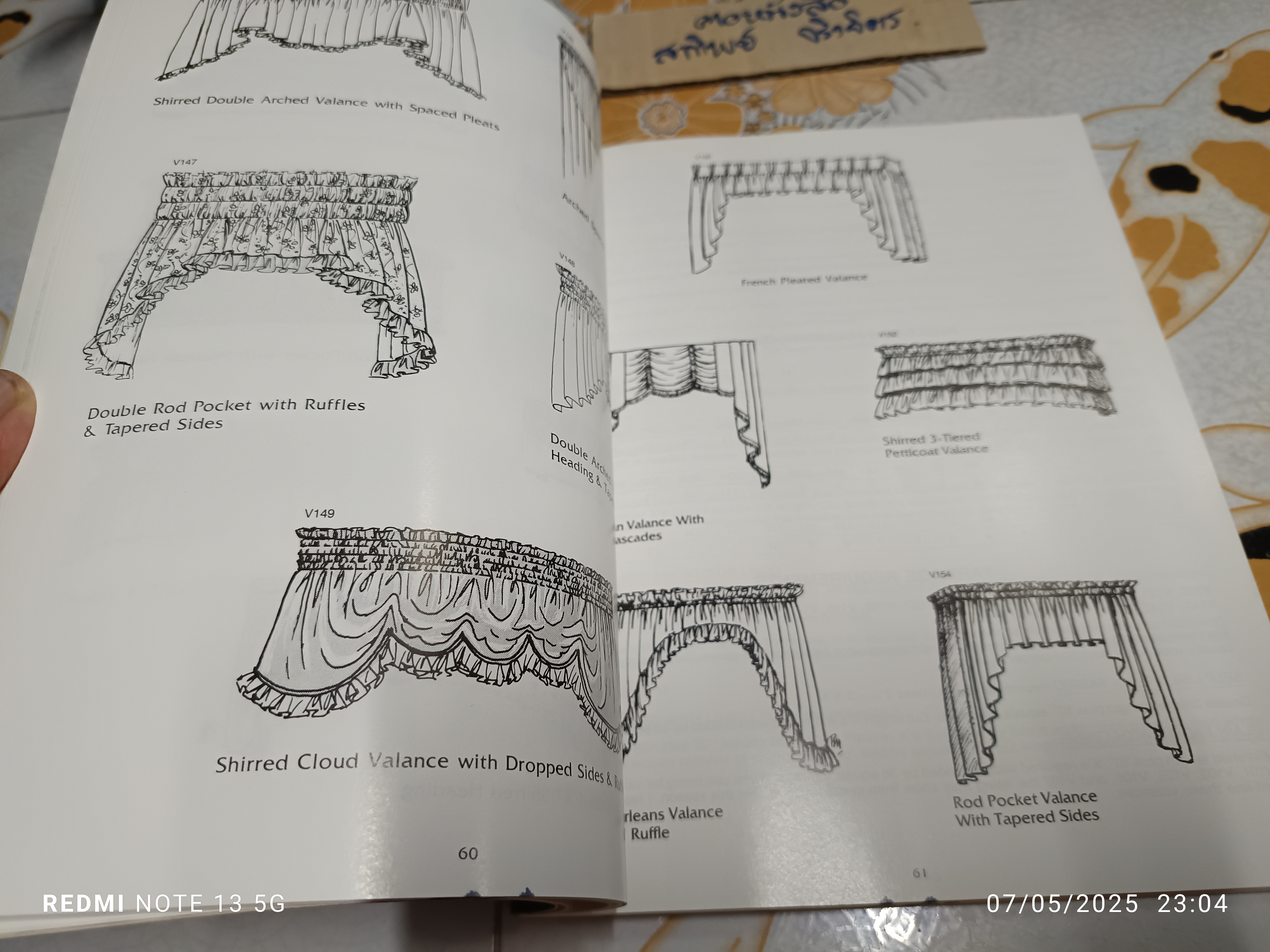 The Encyclopedia of Window Fashions by Charles T. Randall, 1992